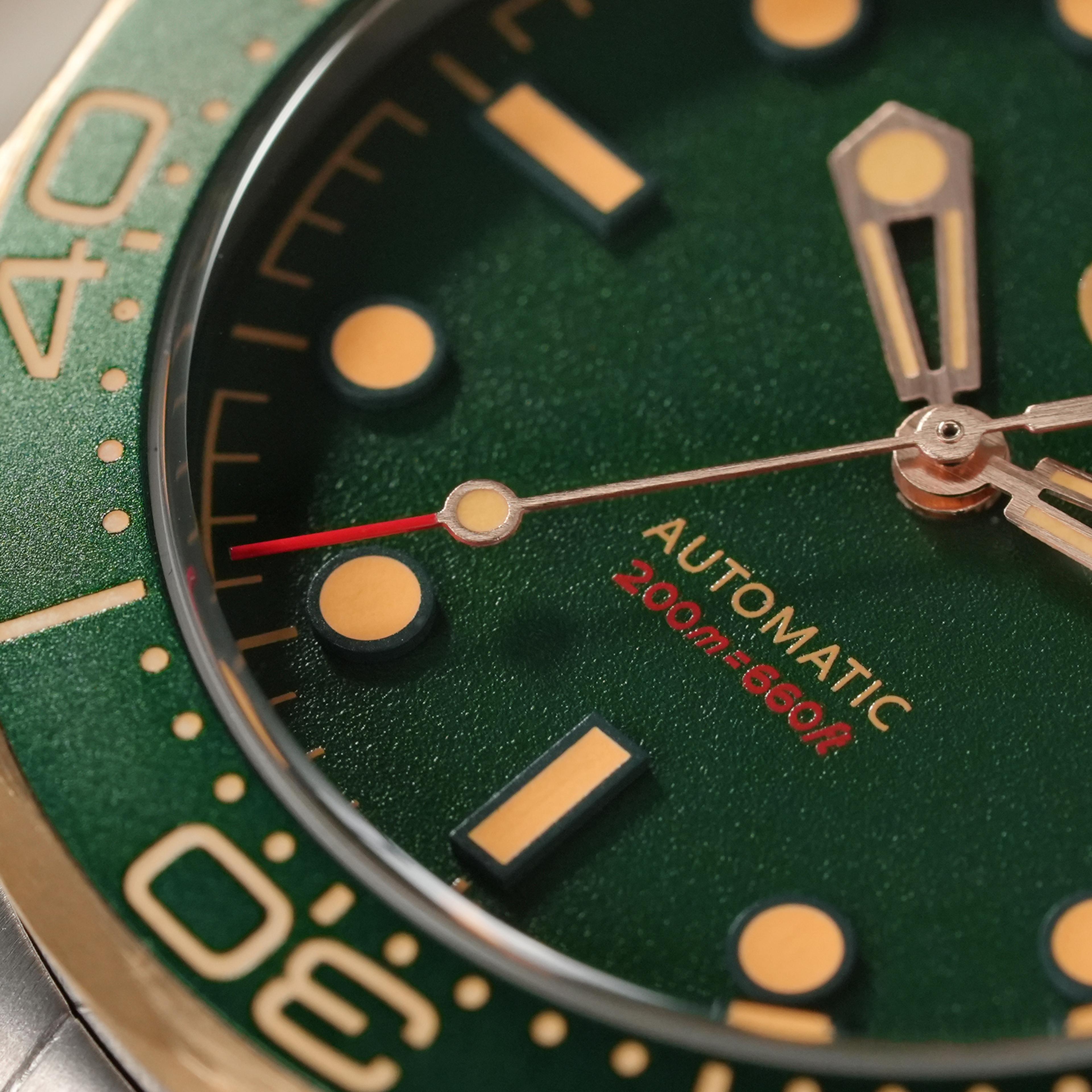 V4 Titanium Automatic Dive Watch With Sapphire Crystal 5