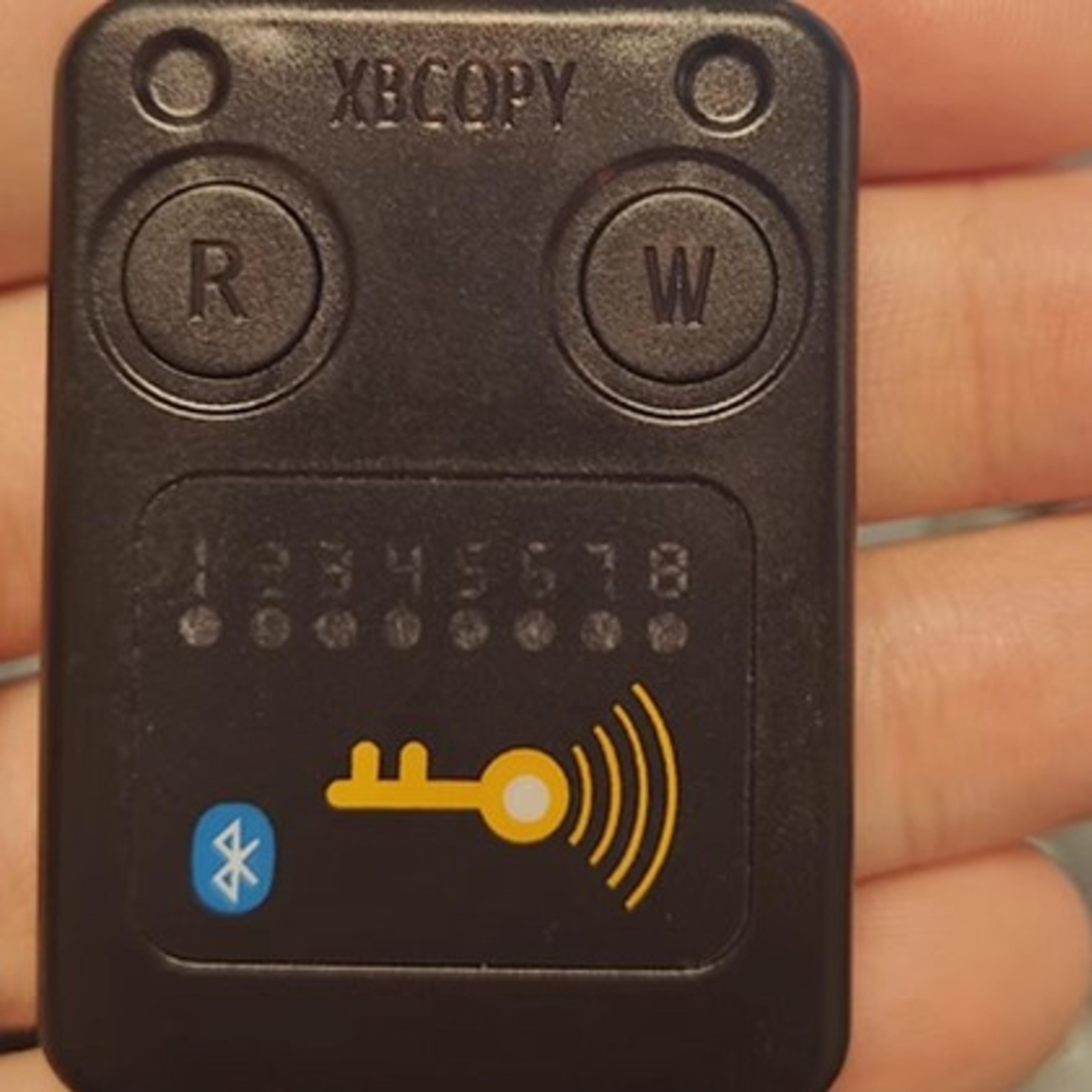 RFID Chameleon Ultra Smart Chip Reader ISO14443 Key Detection EM125KHZ IC 13jpg