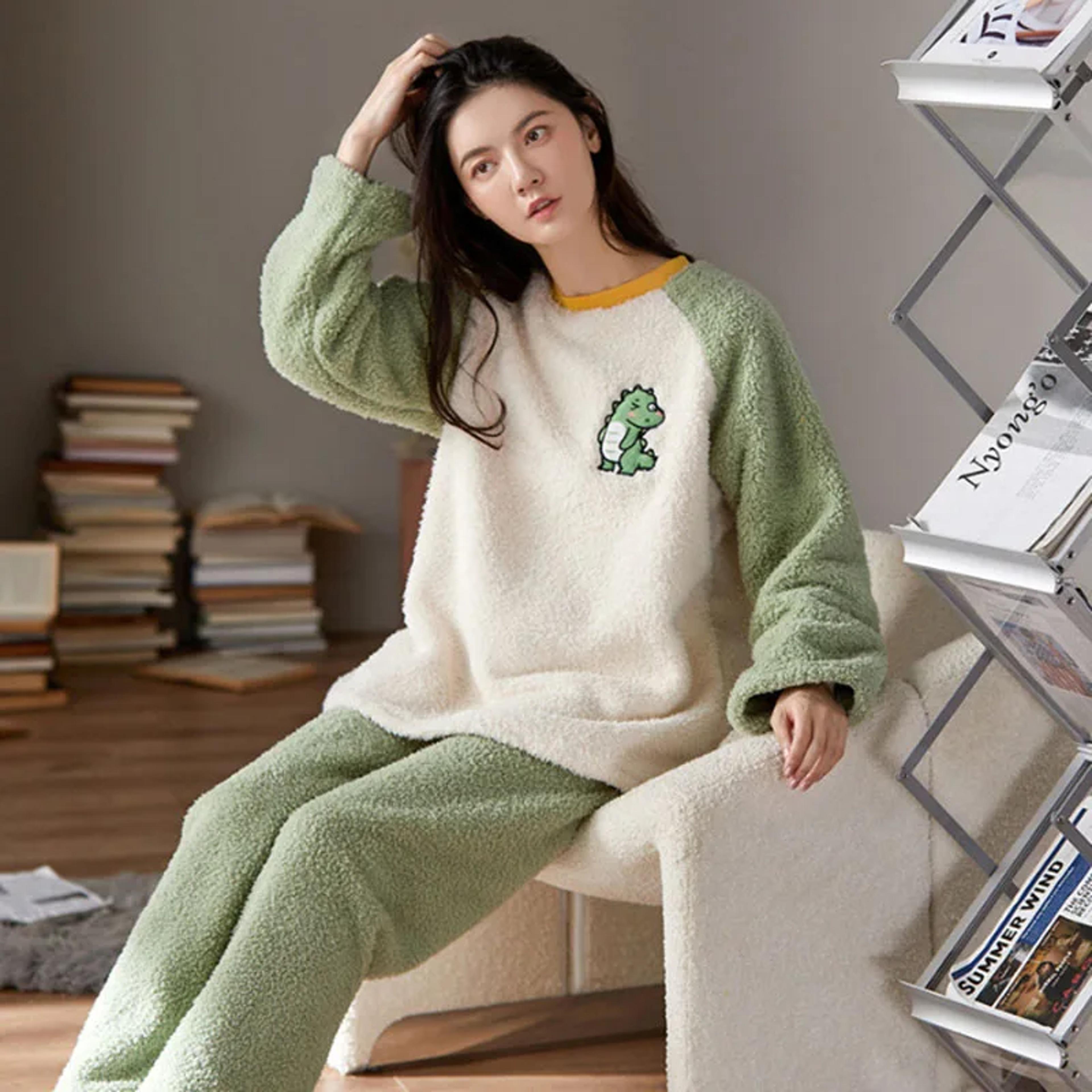 Autumn Winter Cute Cartoon Bear Padded Nightwear Thickened Warm Flannel Women Sleepwear Coral Velve 4