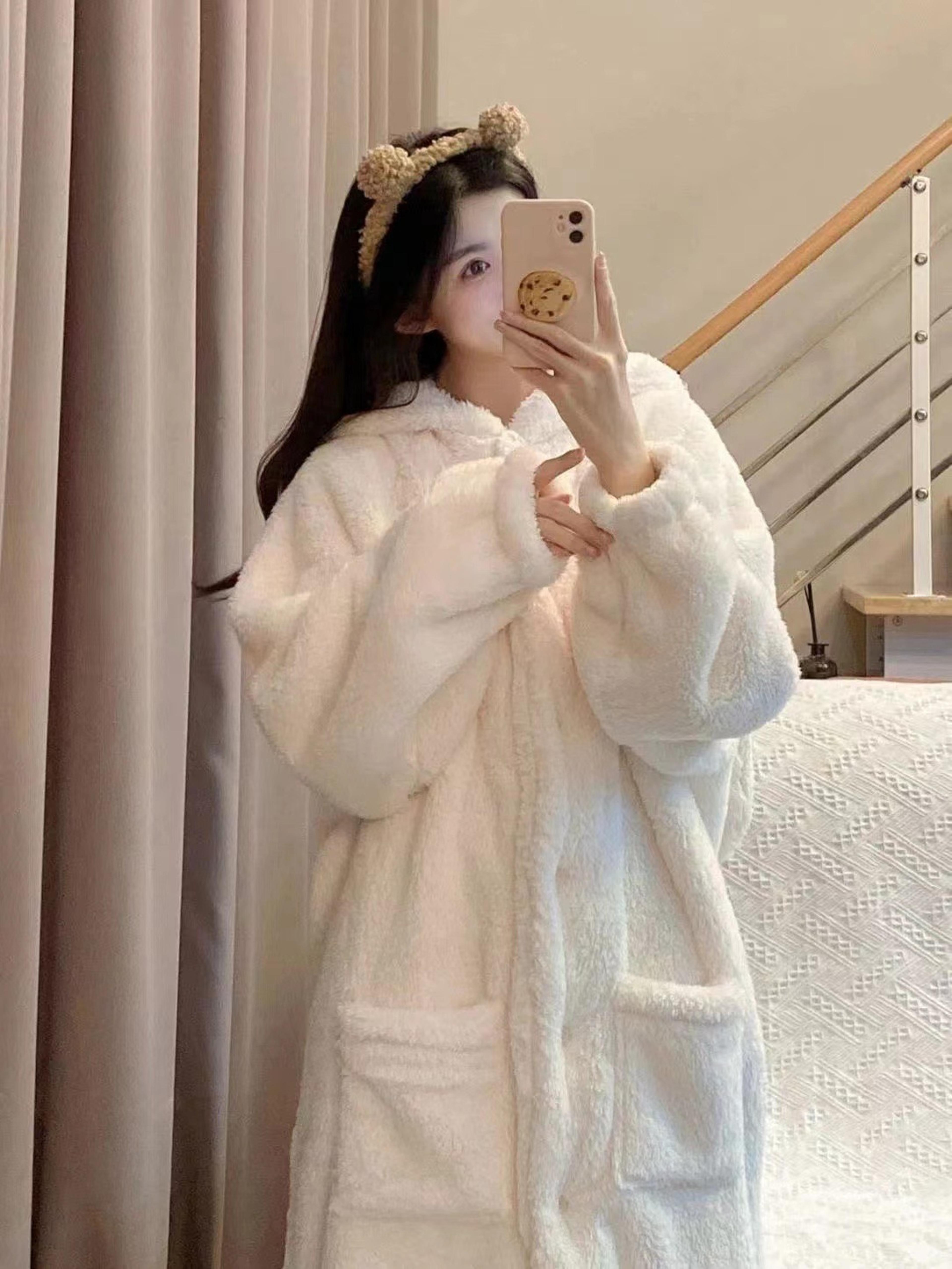 rabbit ears ins girls pajamas, autumn and winter ladies warm pajamas, cartoon robe bathrobe, cozy homewear for students