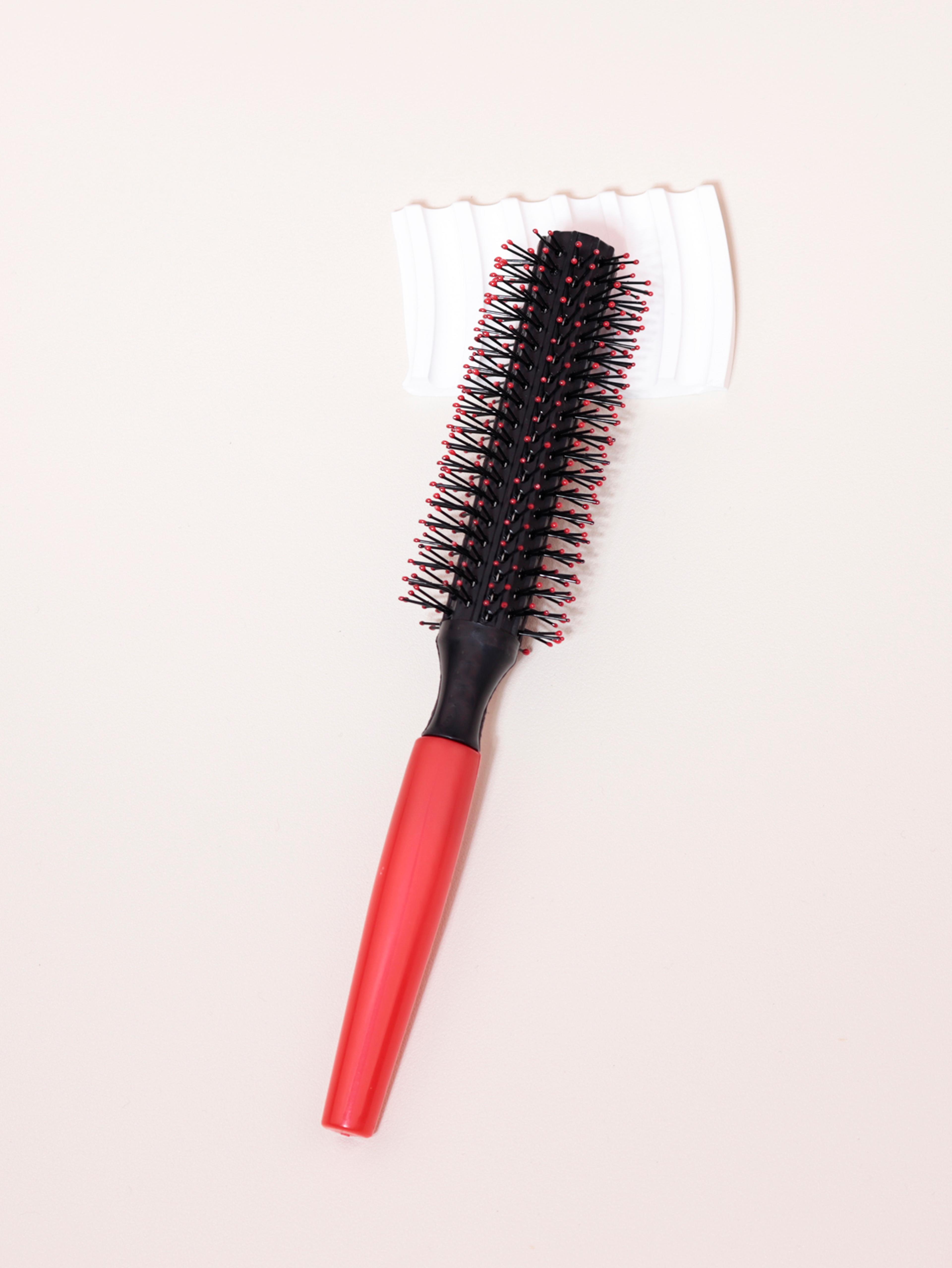 Professional AntiStatic Cylindrical Bristle Hair Styling Round Comb Nylon Teeth Roller Comb For Cur 3