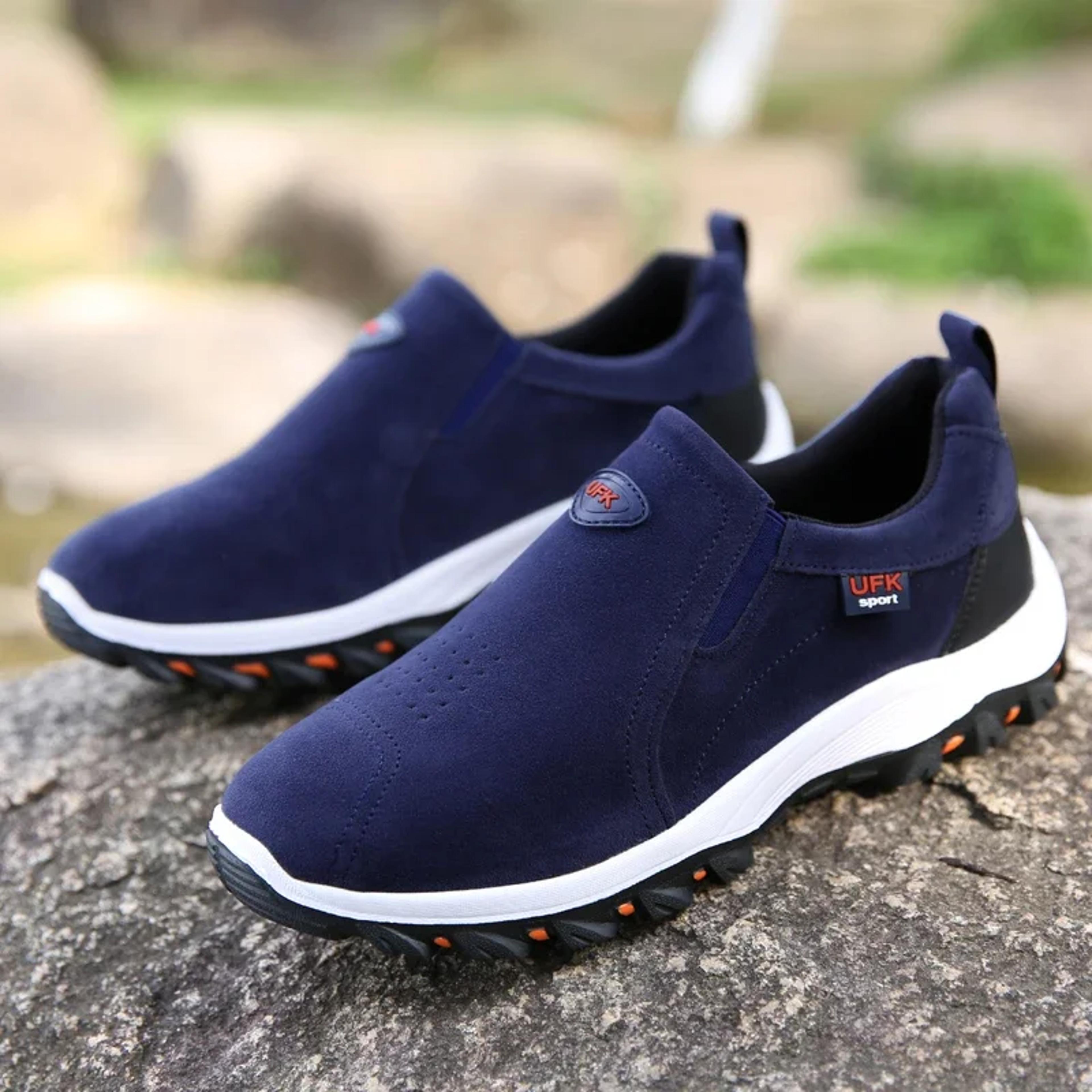 Comfortable Outdoor Walking Loafers New Casual Mens Sports Shoes Fashionable Lightweight Shoes For  3