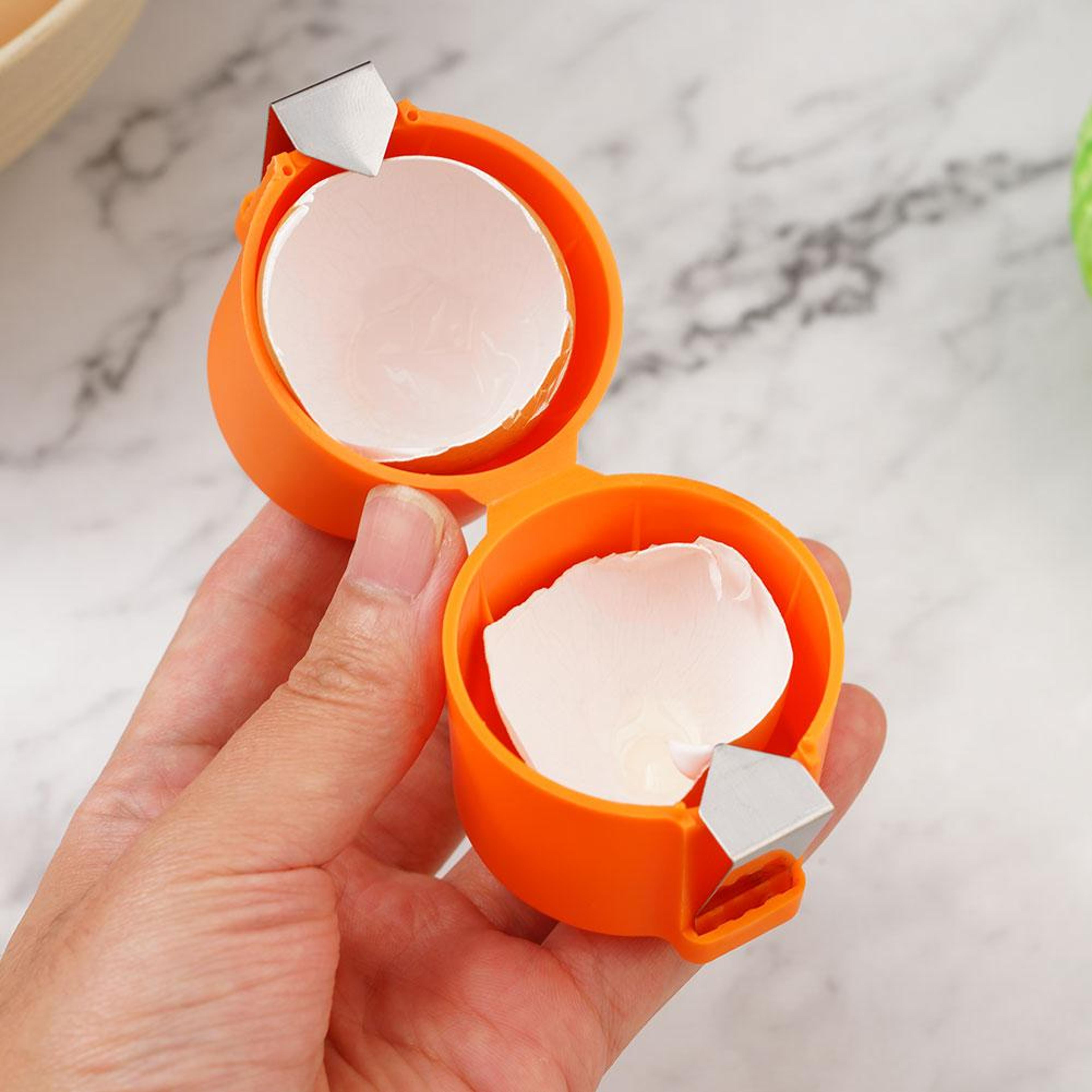 plastic steel kitchen egg peeler tool, household egg separator for raw eggs