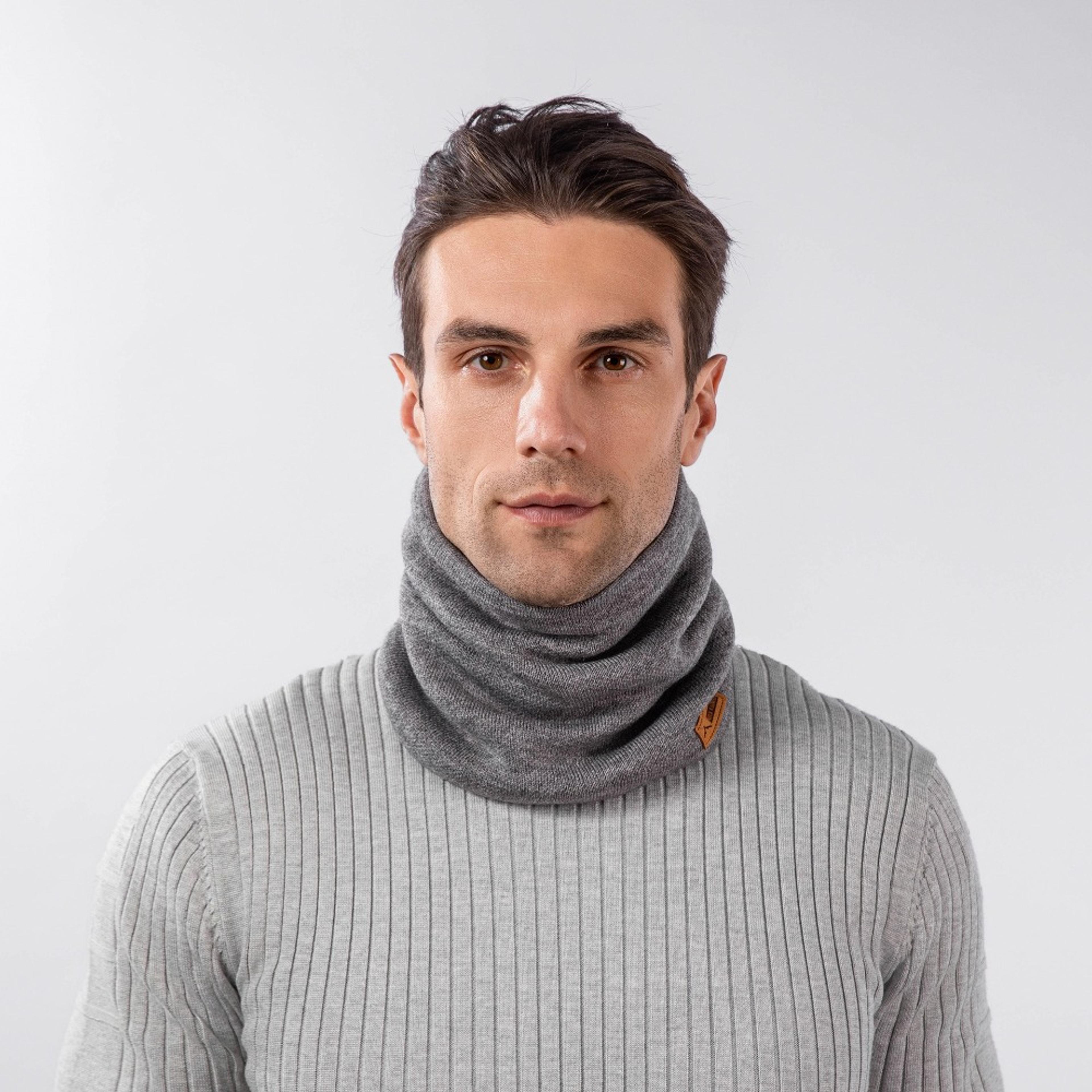 Solid Color Coral Velvet Sport Scarf Thickened Warm Neck Gaiter Plush Knitted Scarf For Winter 4