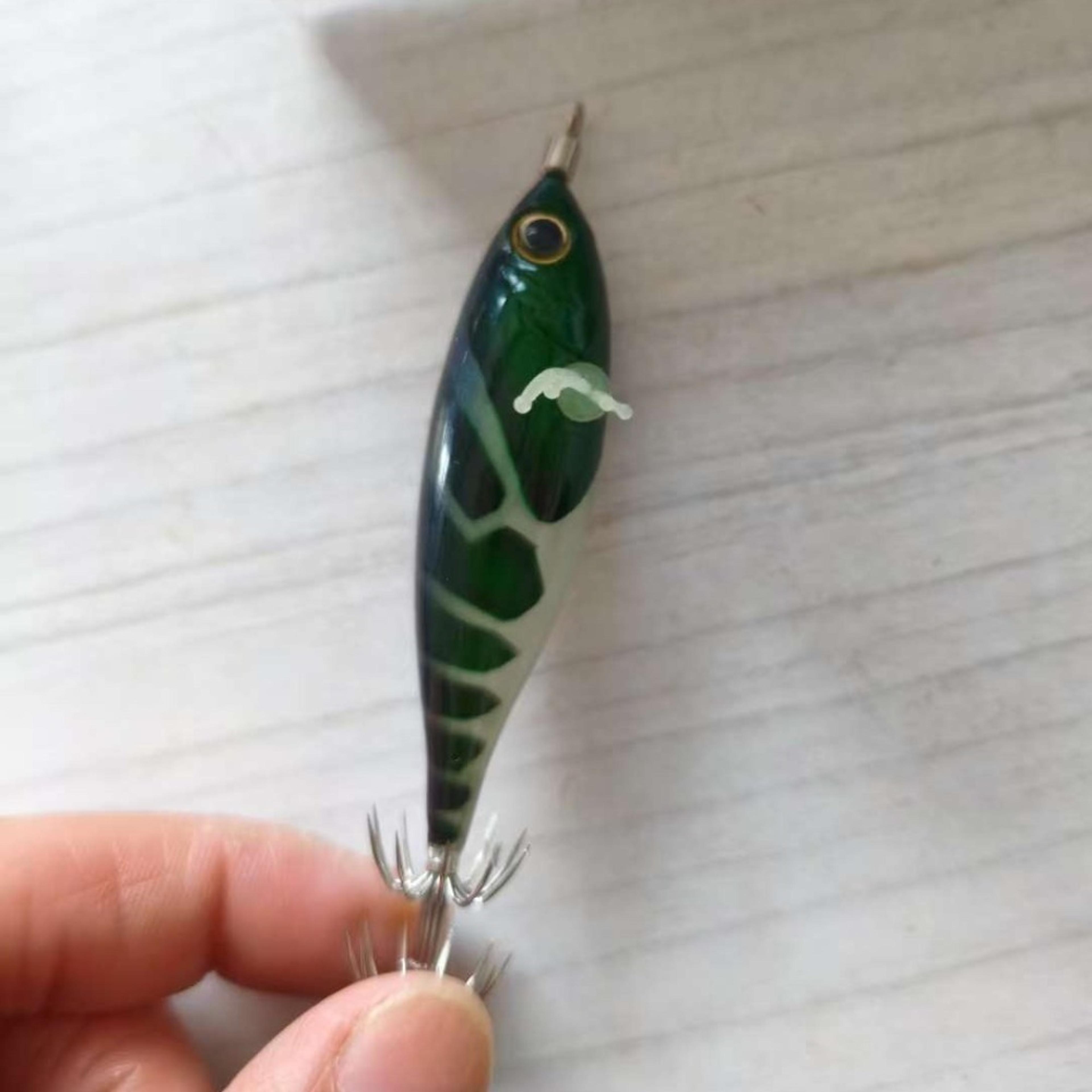Wood Shrimp Lure Cuttlefish Squid Horizontal Hard Bait Glow Sea Fishing Bait For Night Fishing 6