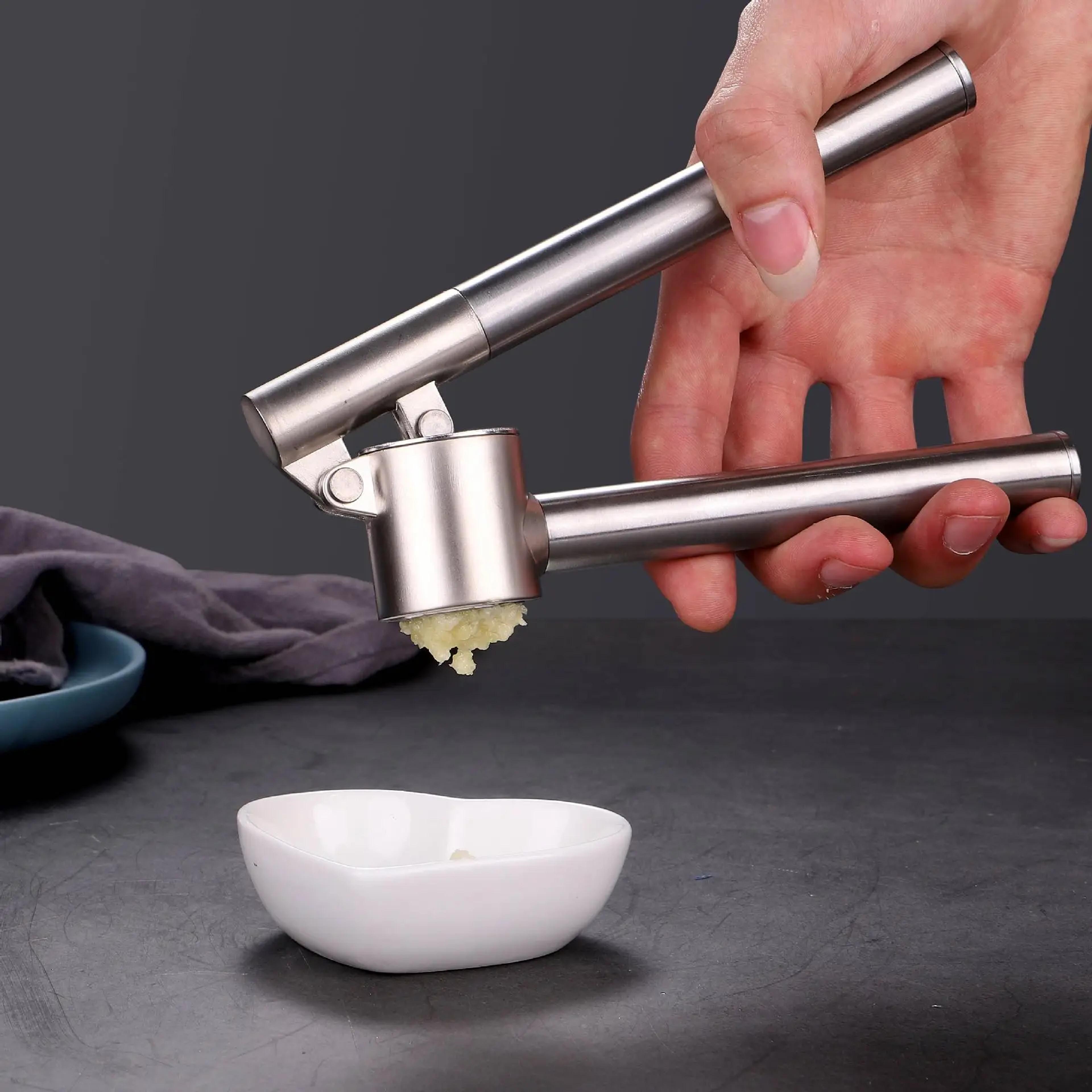 garlic press mincer, detachable stainless steel garlic crusher, extended edition, rust proof kitchen tool for easy crush