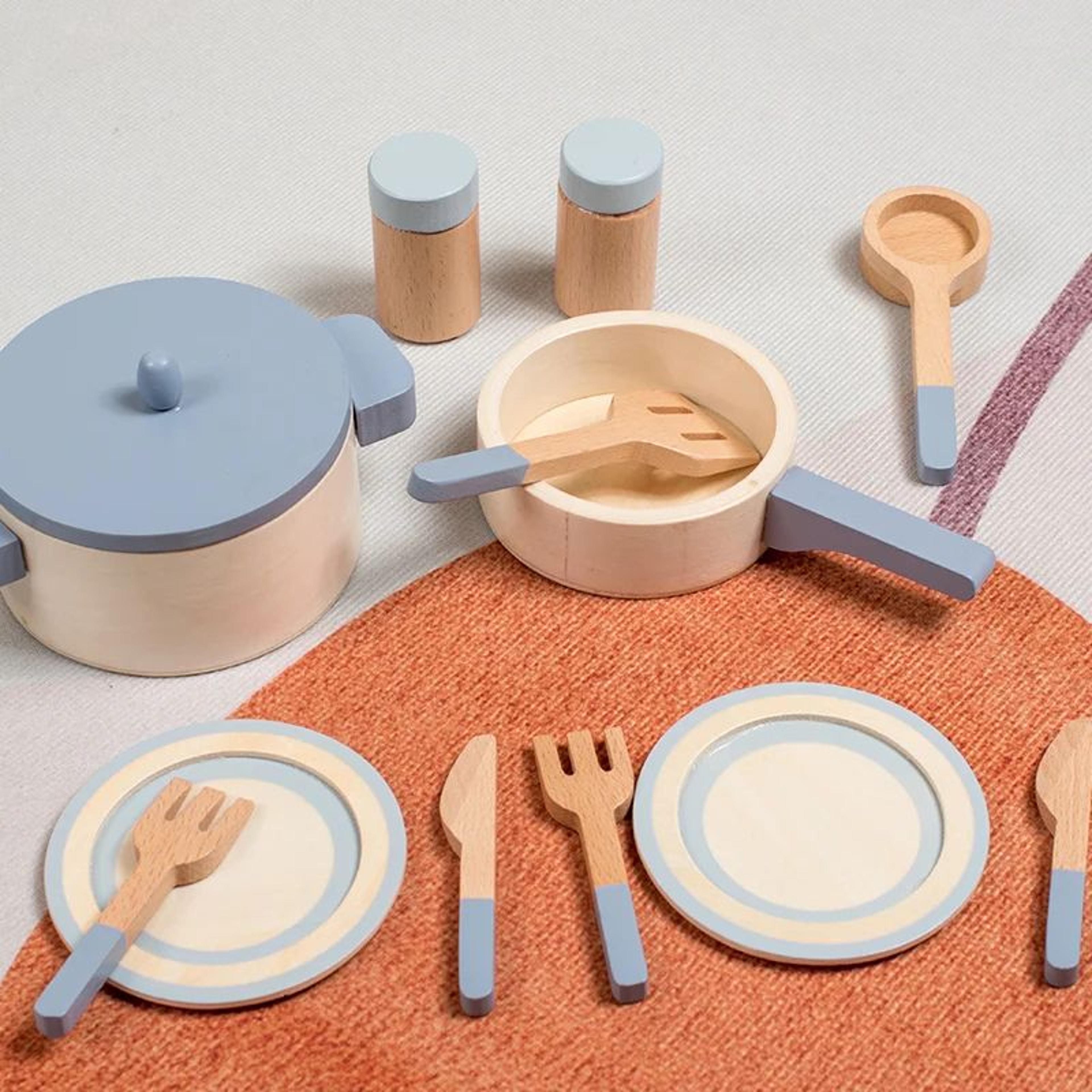 wooden children's kitchen toy set, early education role-play chef pots & pans set