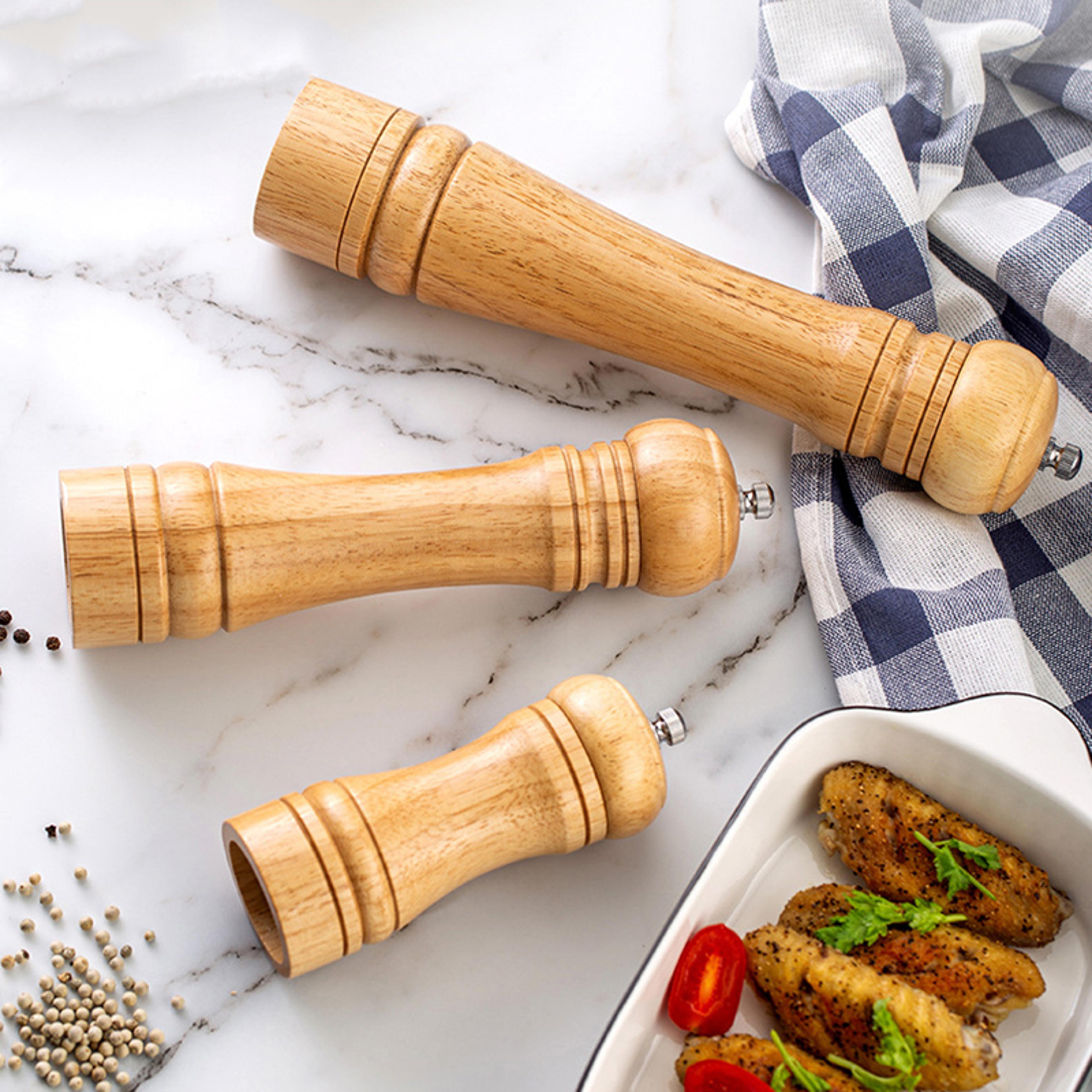 Solid Wood Manual Salt  Pepper Grinder Set With Adjustable Ceramic Grinder Kitchen Spice Mills Set 5