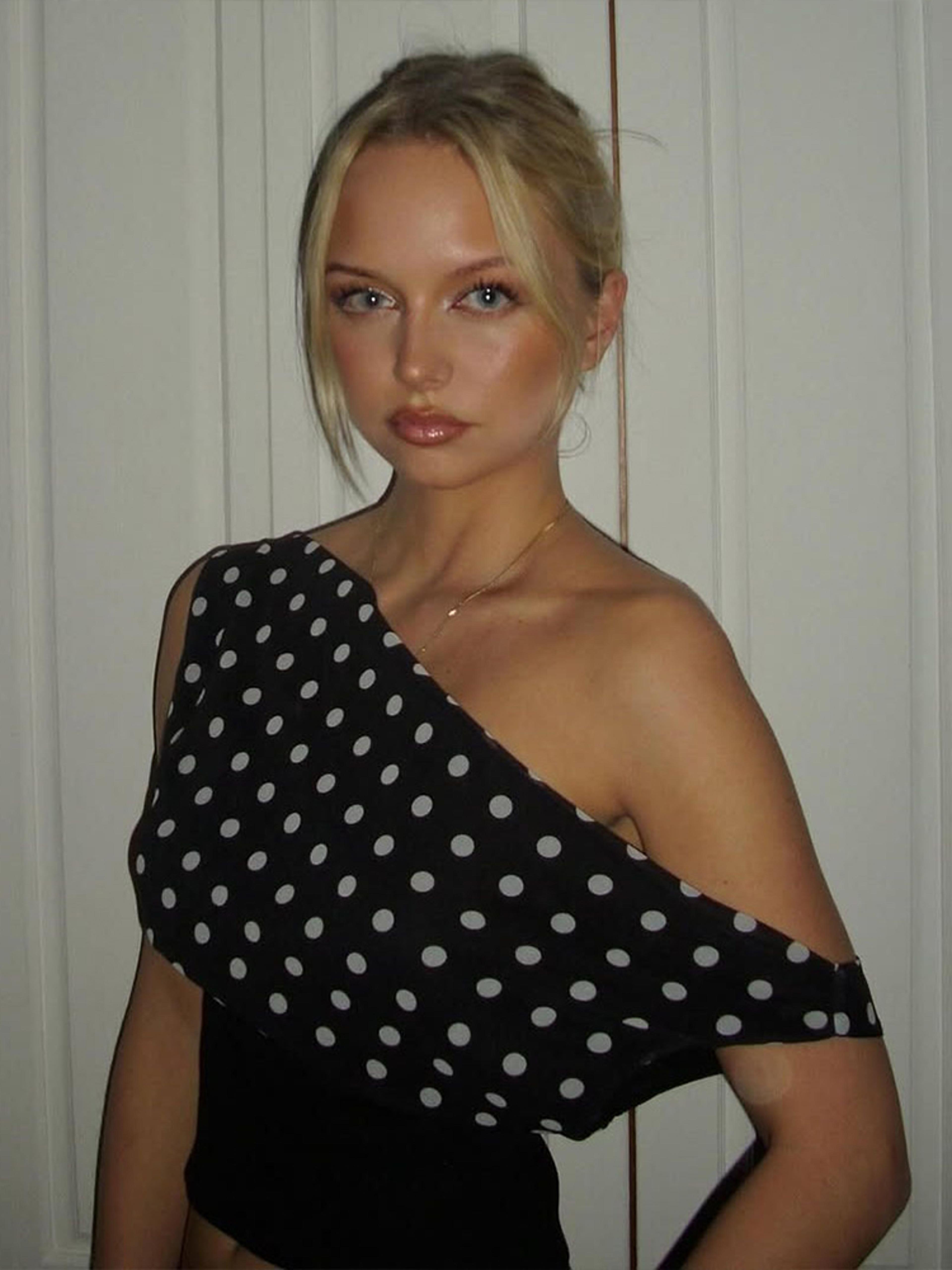 Polka Dot Off Shoulder Backless Ruched Crop Top For Women 2