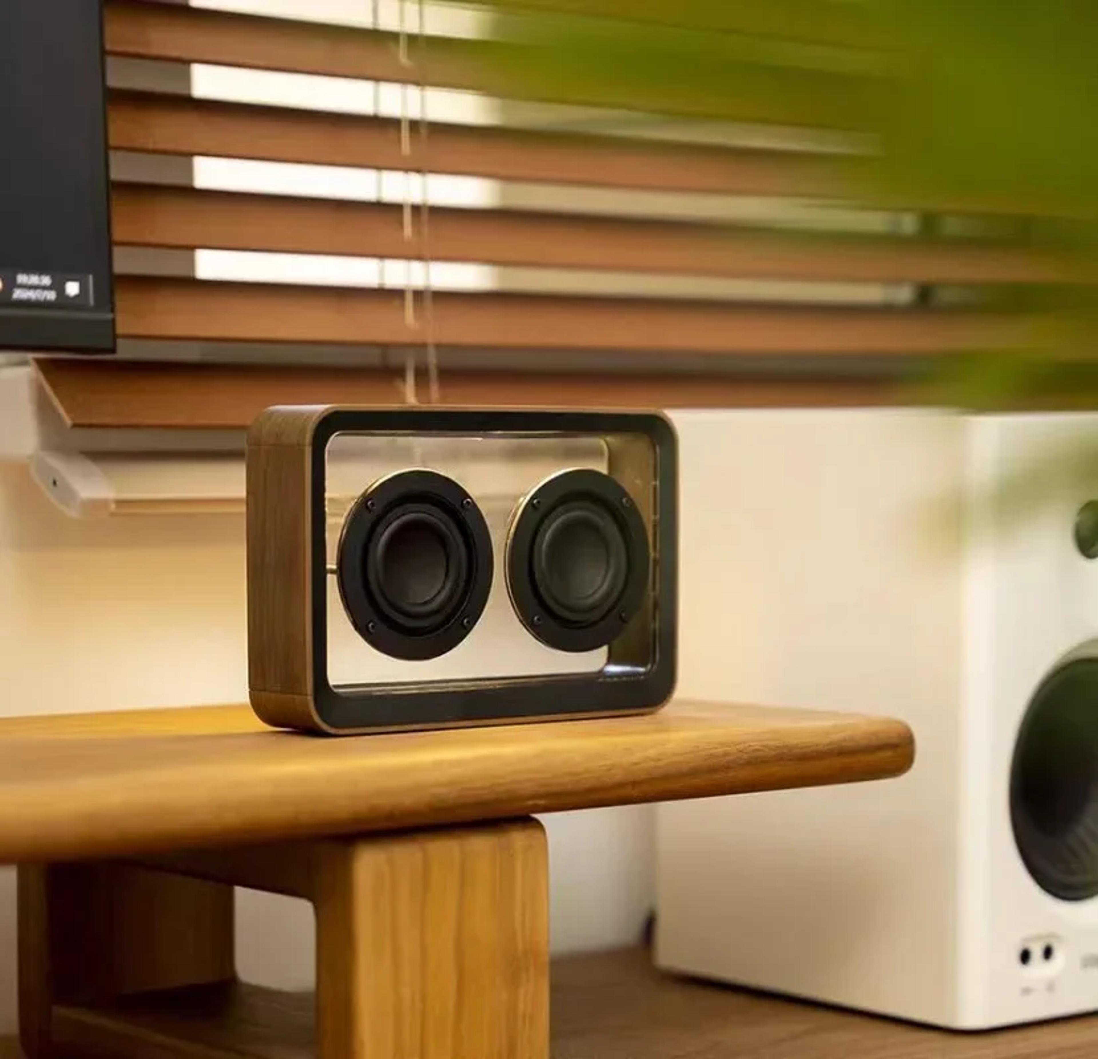Transparent Bluetooth Speaker With Reading Light And Dual Speakers For Crystal Clear Sound 5