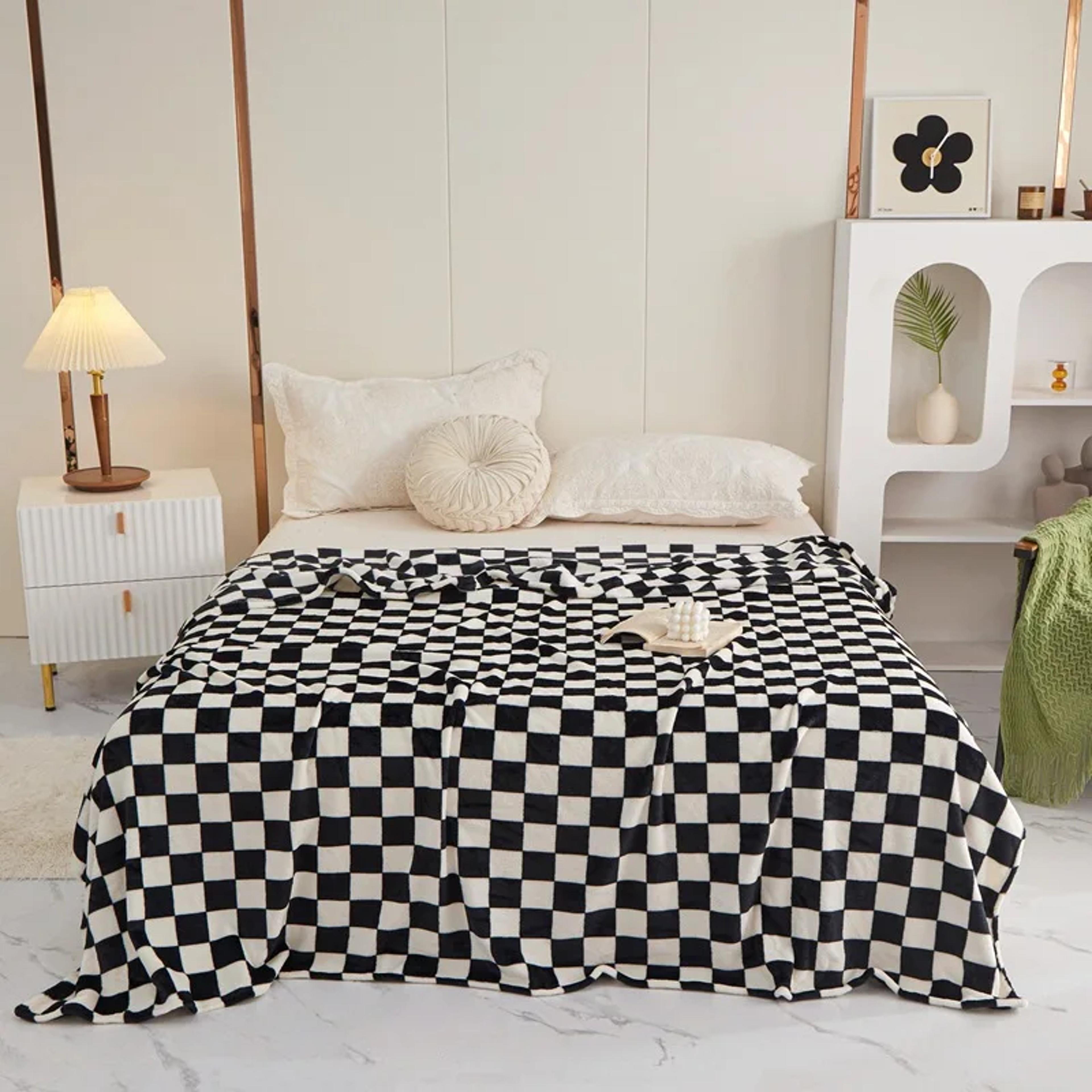Checkered Throw Blanket Soft Plaid Sofa Blanket For Couch Bed Office Naps  Travel 3