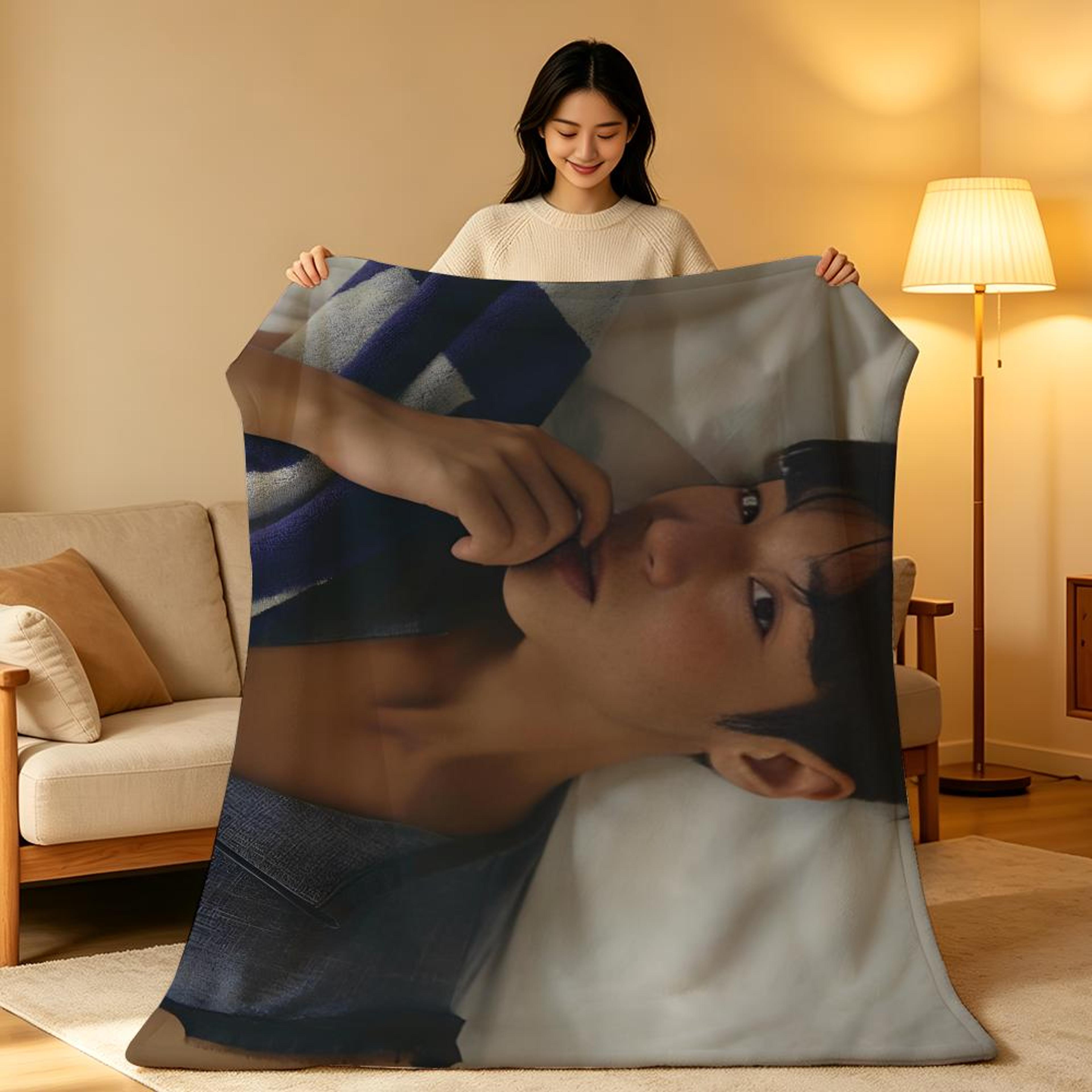 Plush Fleece Throw Blanket Soft K Pop Throw Blanket For Sofa Bed  Travel 1