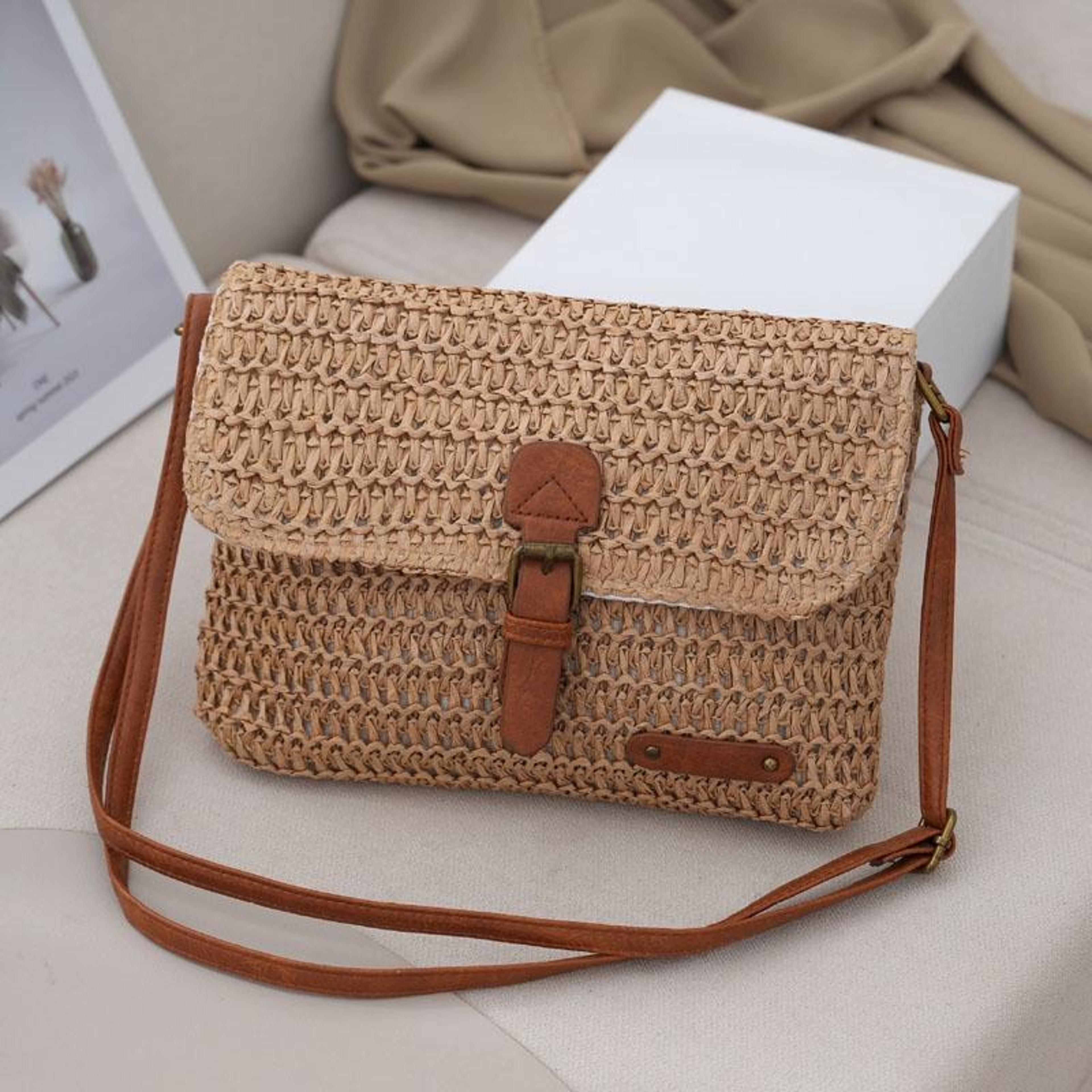 womens retro straw crossbody messenger bag with adjustable strap