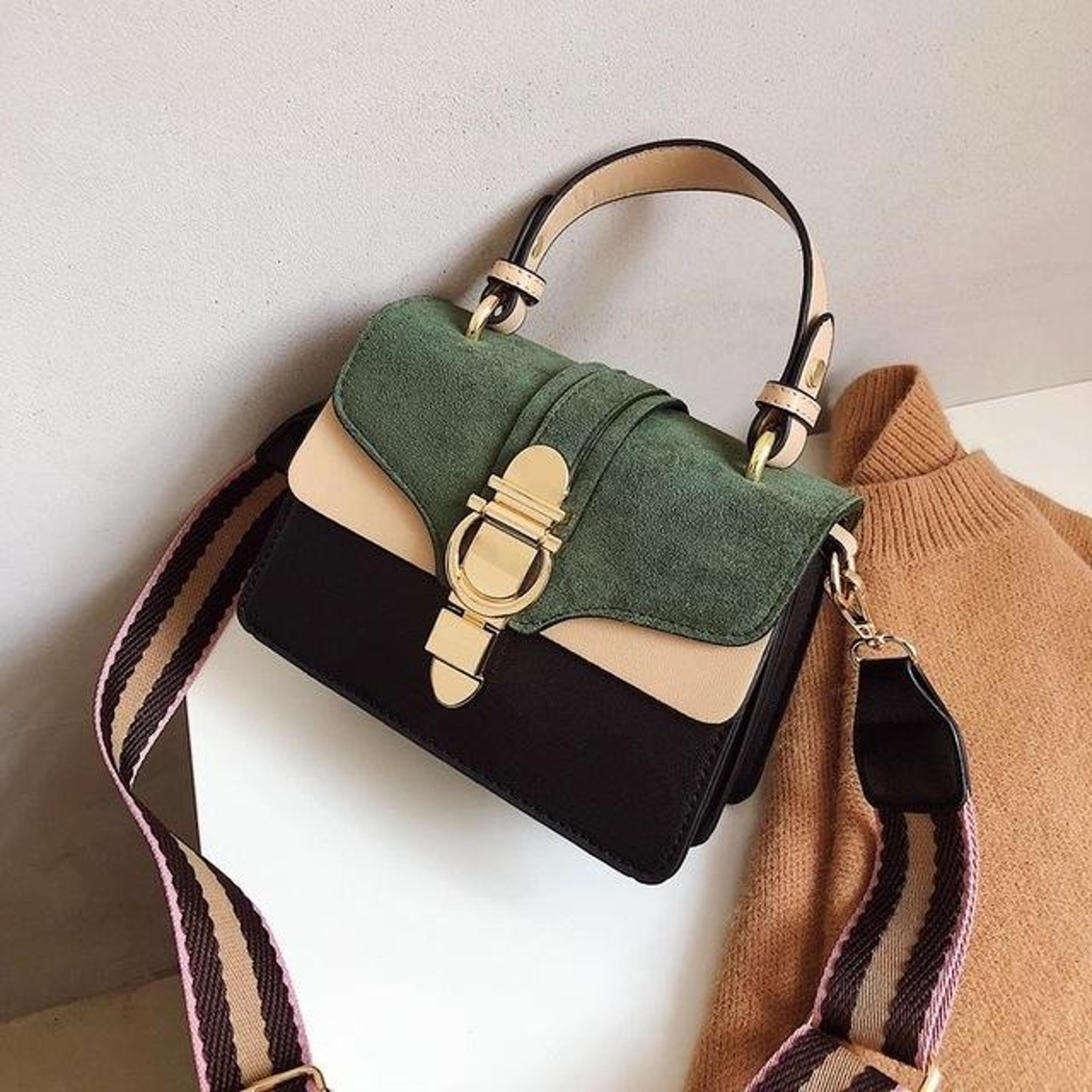 womens pu leather shoulder bag and crossbody purse with zipper closure