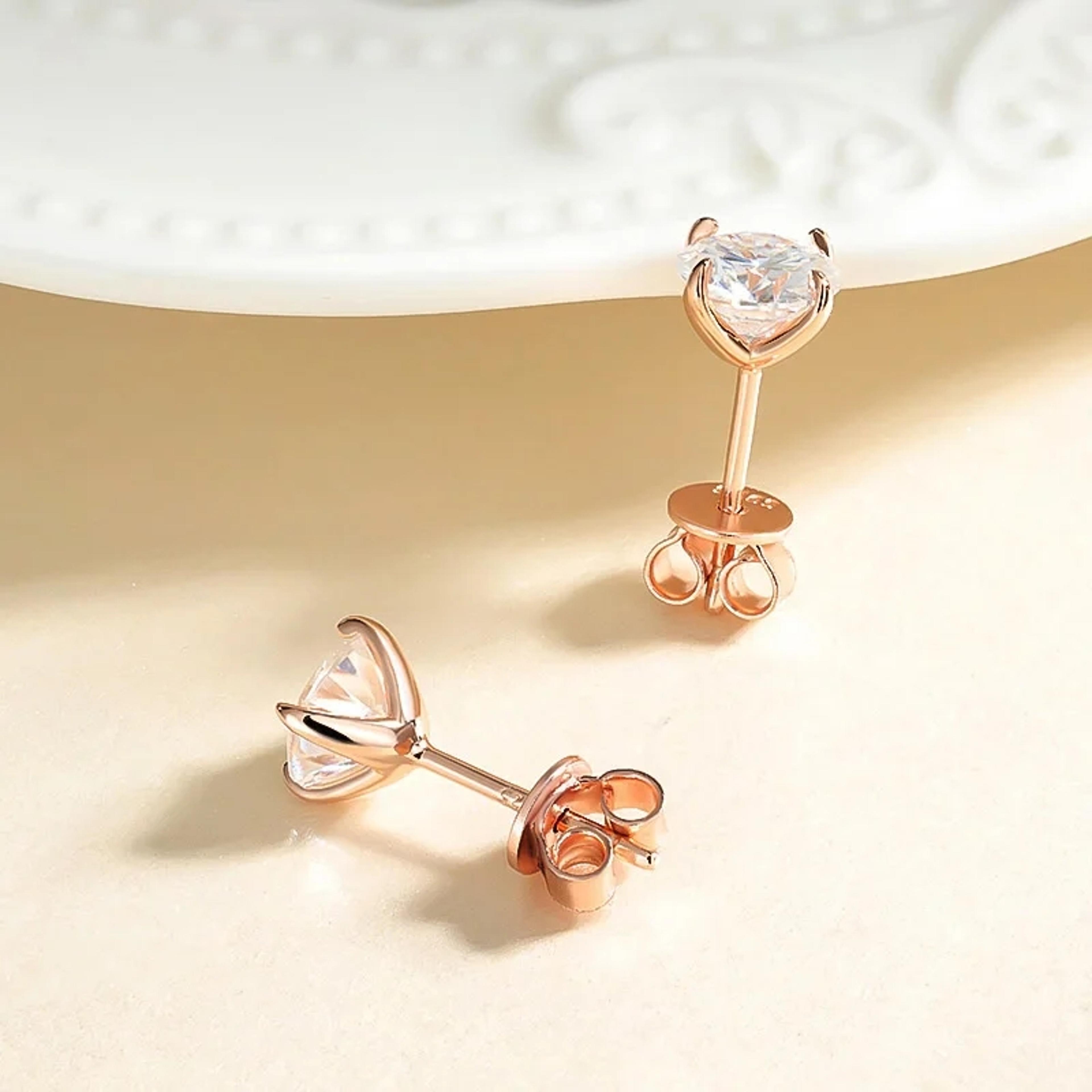 Classic Moissanite Stud Earrings Sterling Silver Gold Plated 2
