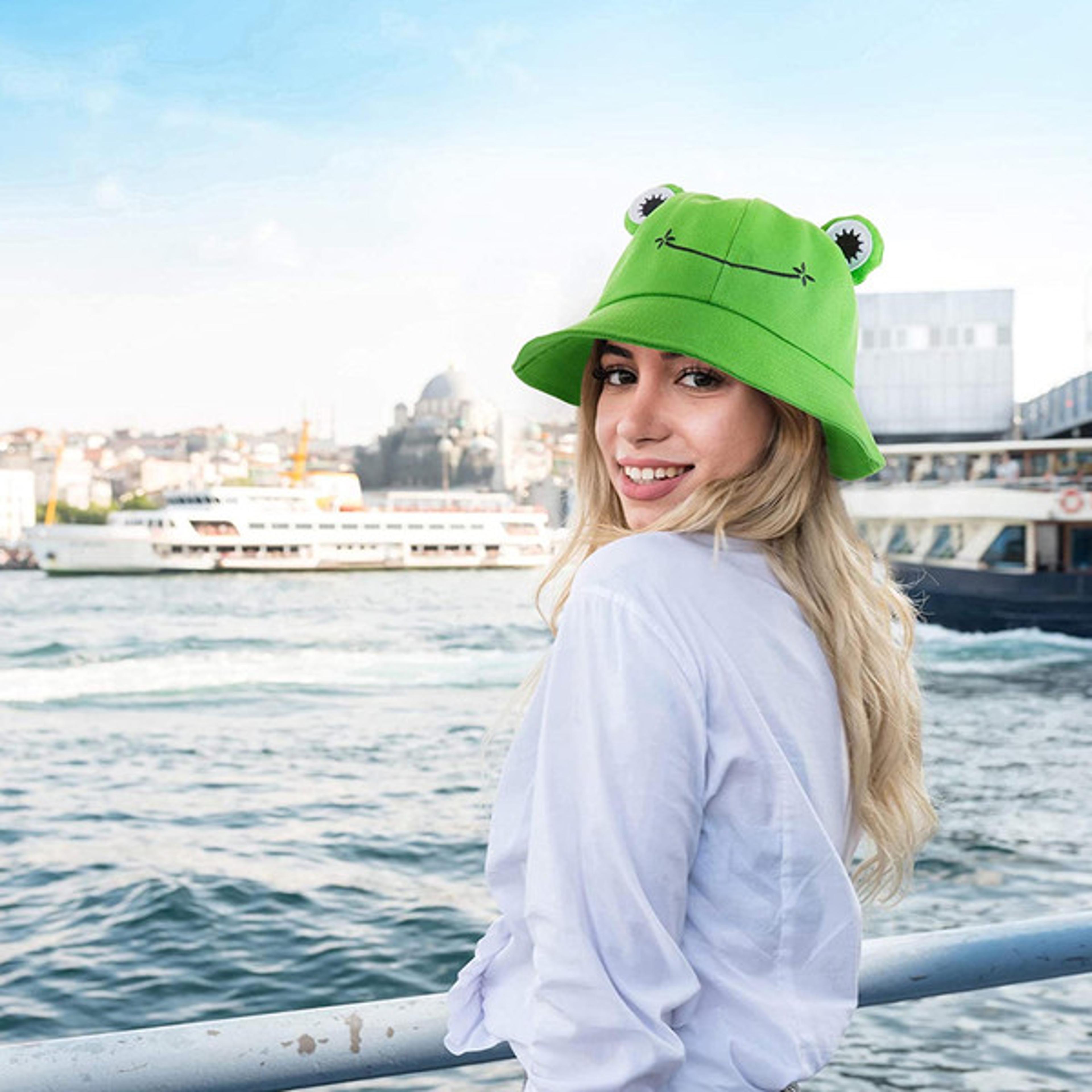 cute frog bucket hat