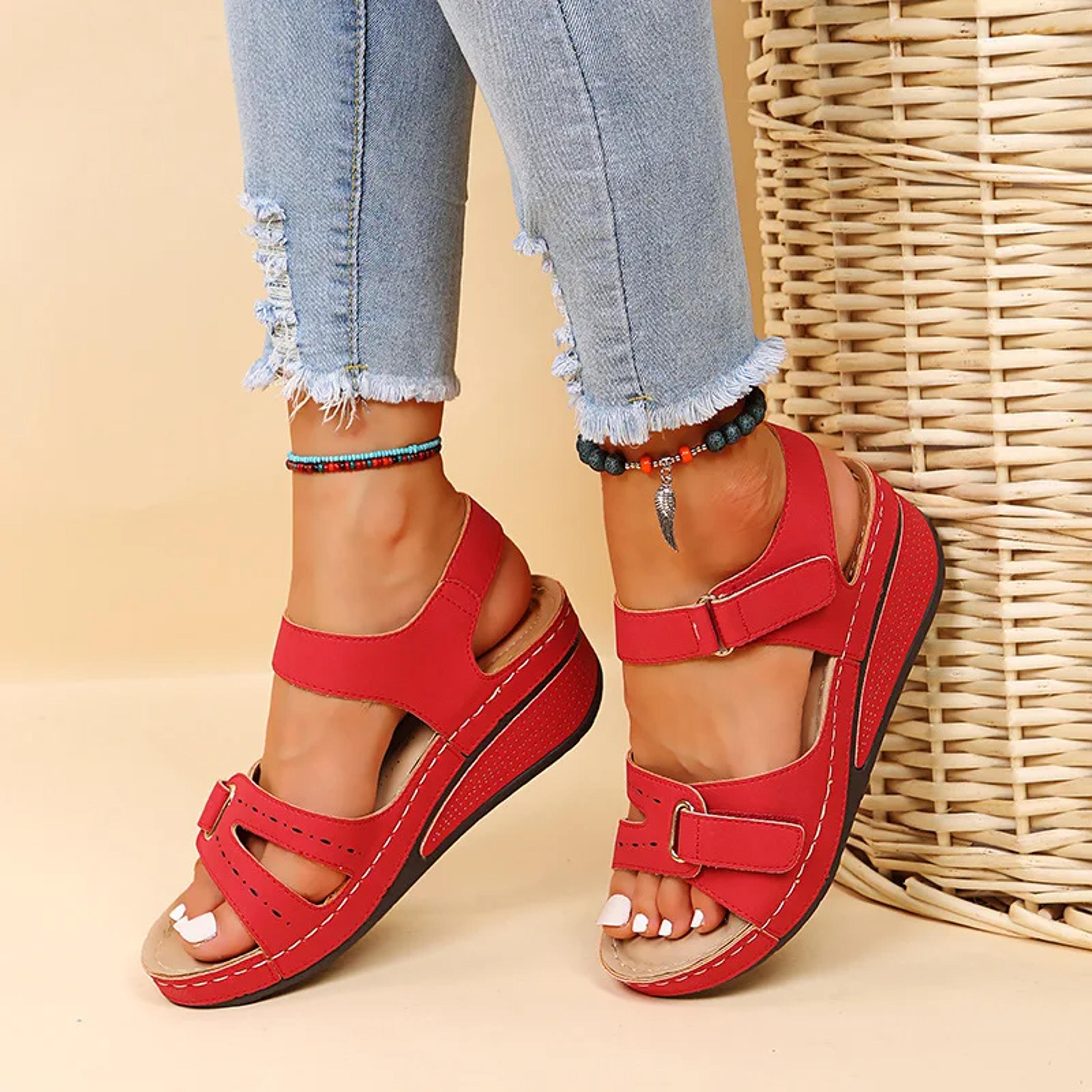 Comfortable and durable summer sandals
