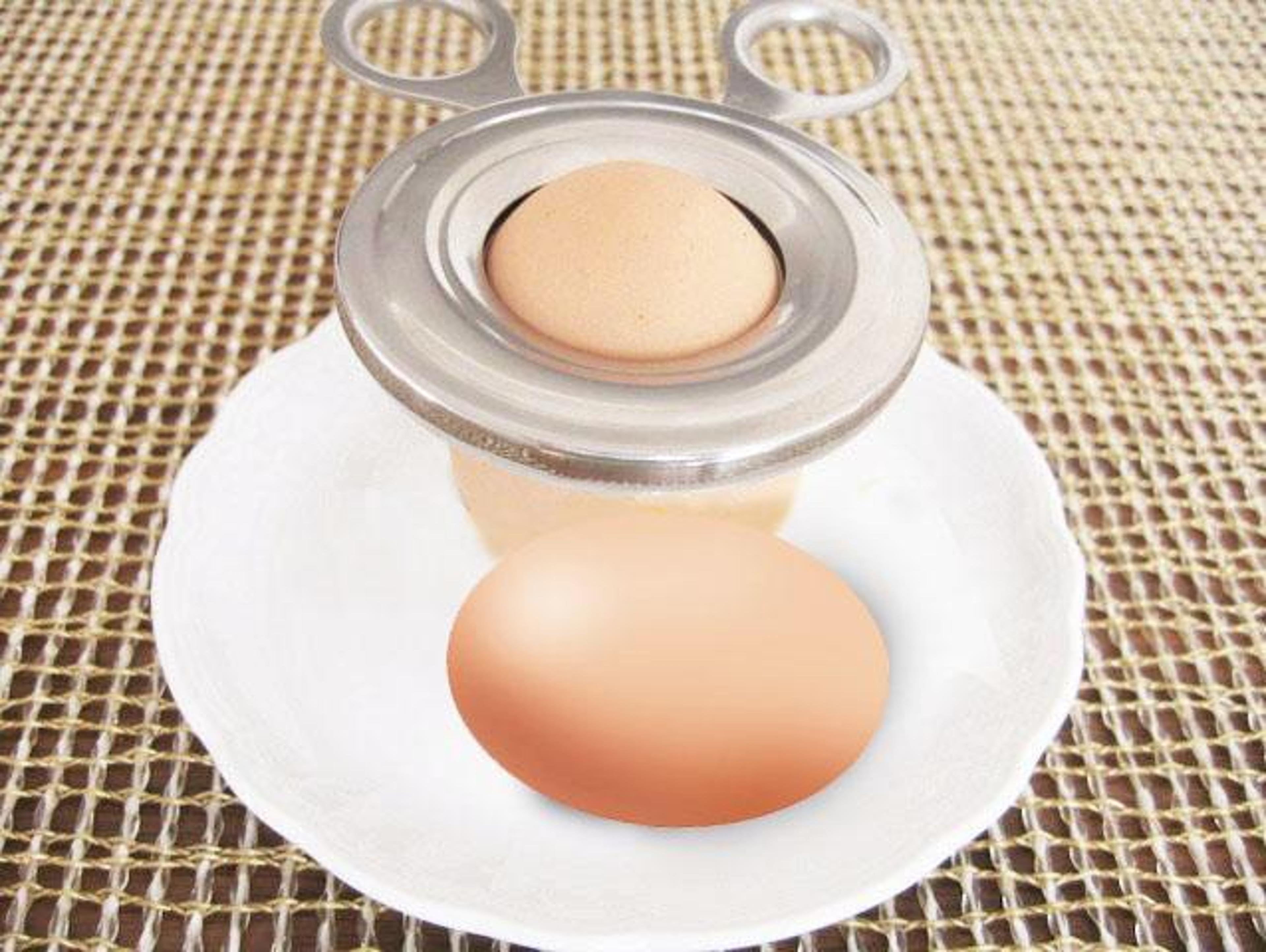 Premium Stainless Steel Boiled Egg Shell Cutter  Egg Topper Kitchen Tool 4