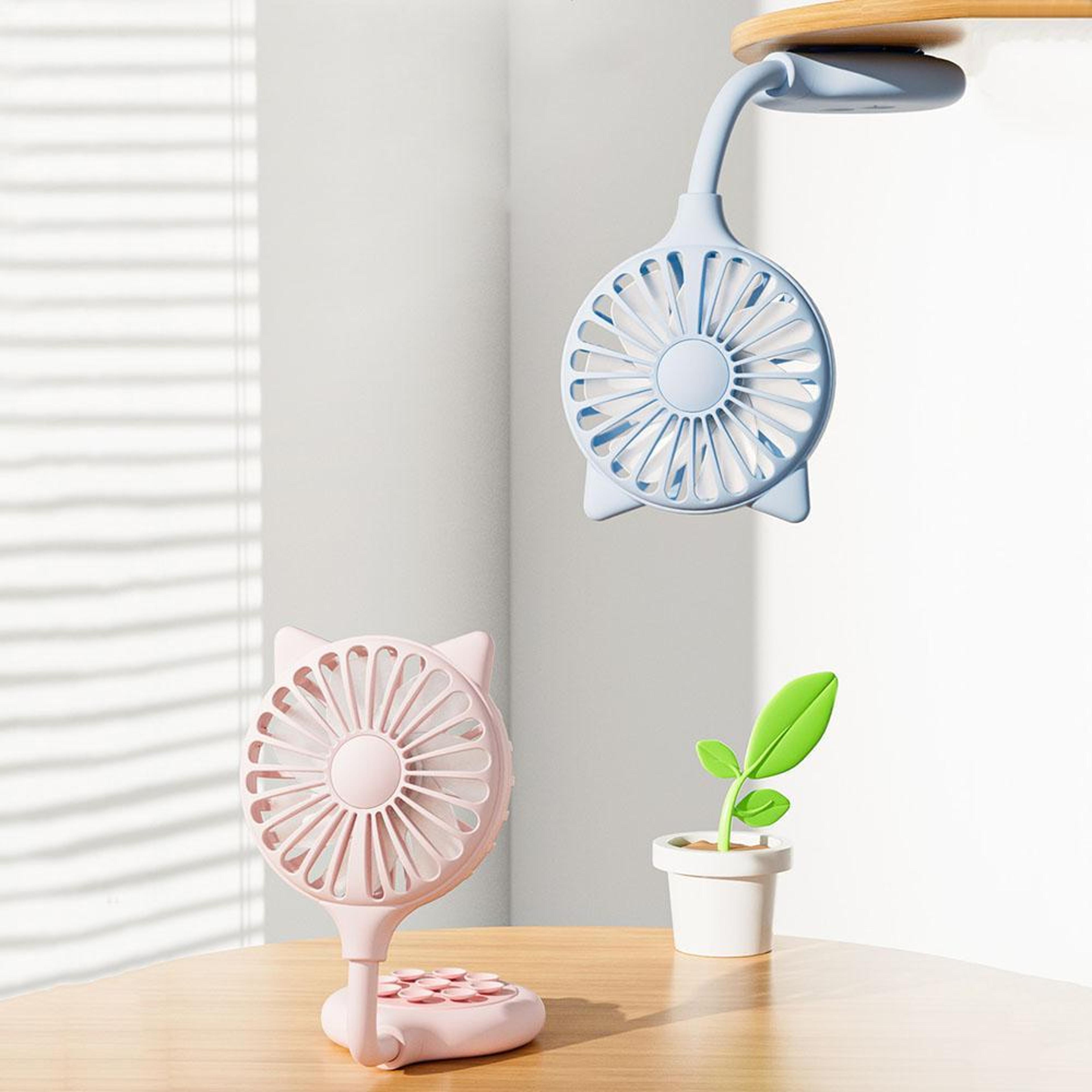 Portable Desk Fan USB Rechargeable Mini Cooling Fan With Suction Cup And Foldable Design 2