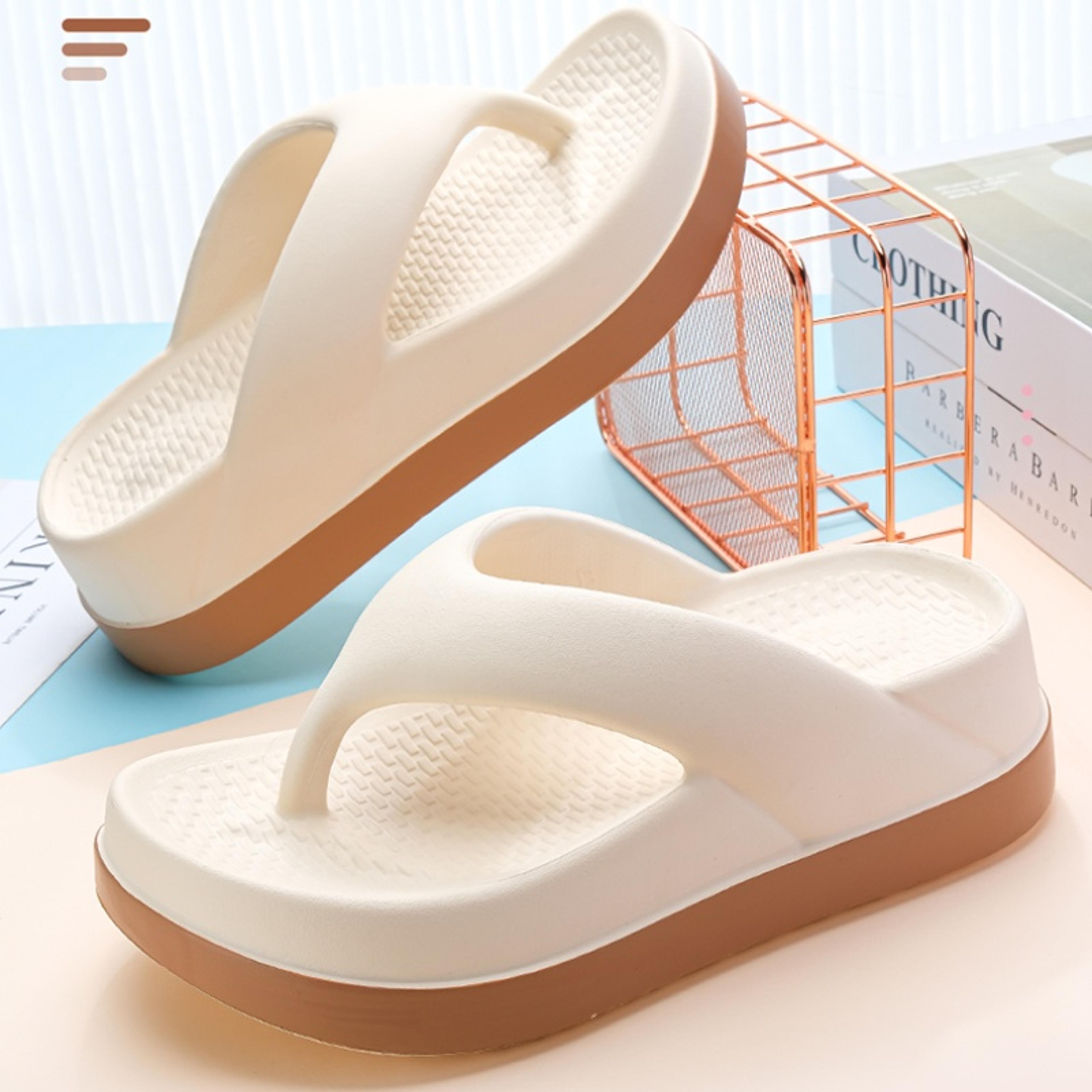 casual platform sandals for women, woman flip flops, non-slip outdoor slippers, trendy flat sandals with popular design