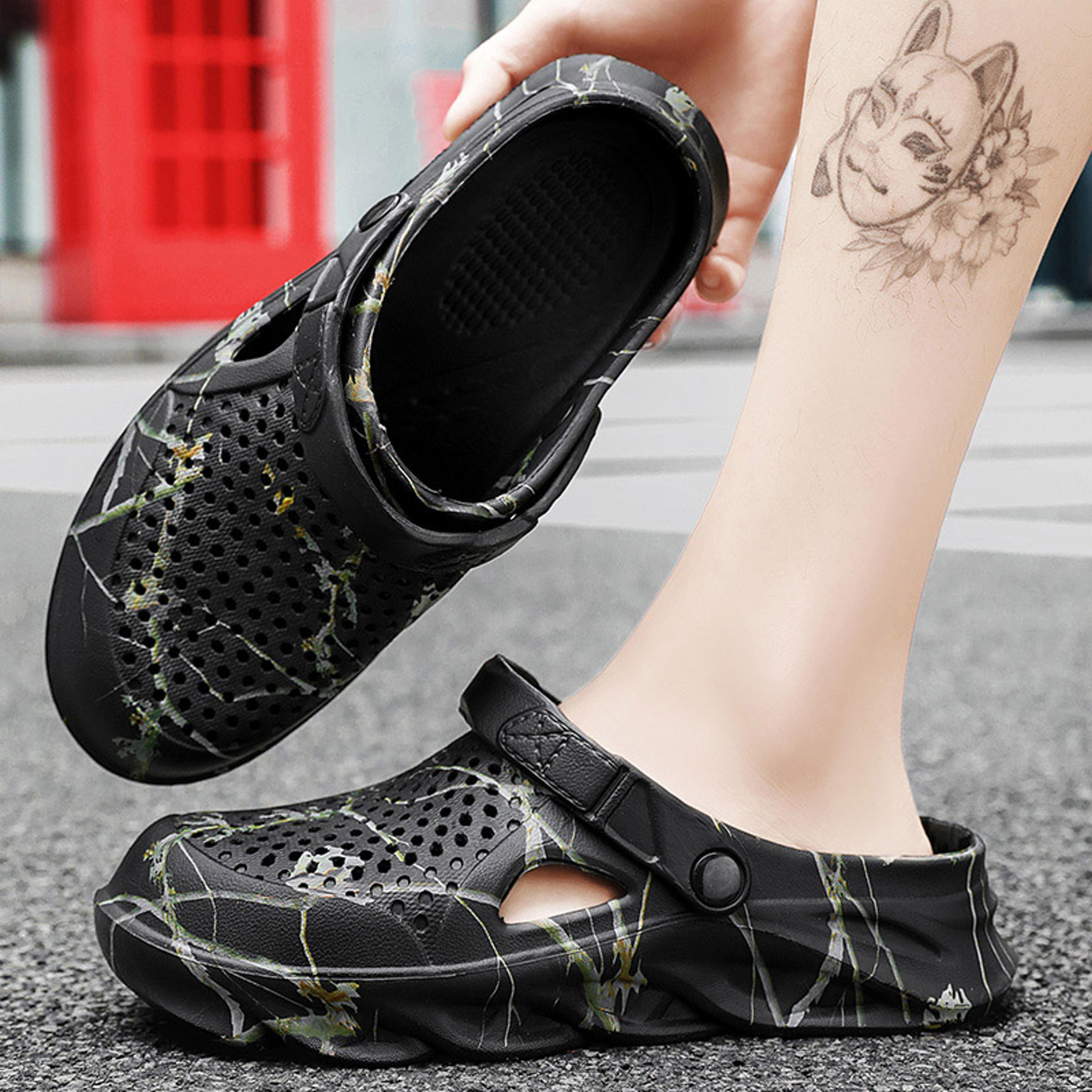 Mens Clogs Sandals Men Summer Slippers Hollow Breathable Flip Flops Fashion Beach Shoes With Thick  8