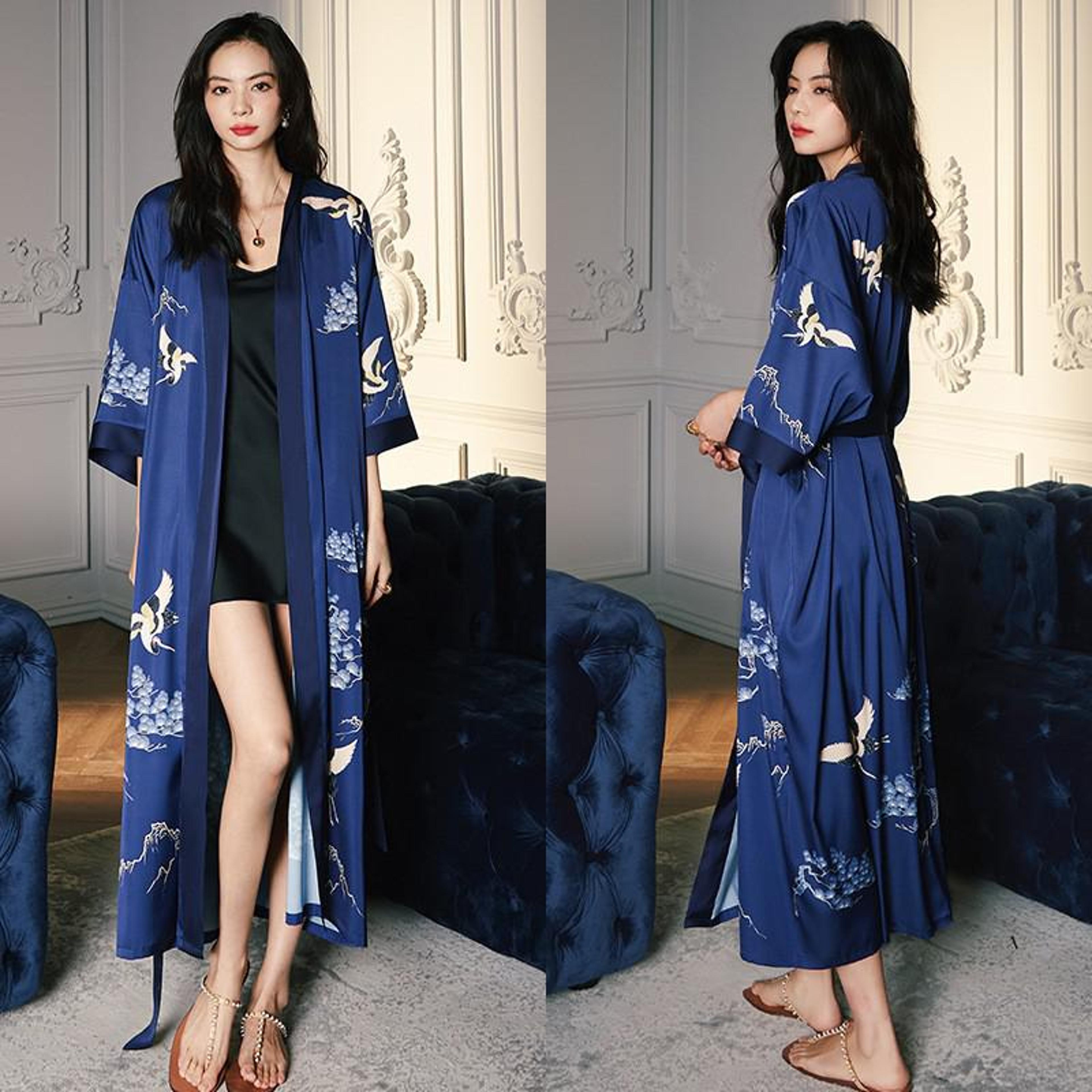 Sexy Black Print Flower Long Robe Nightgown Summer Kimono Bathrobe Gown Rayon Half Sleeve Women Lou 12