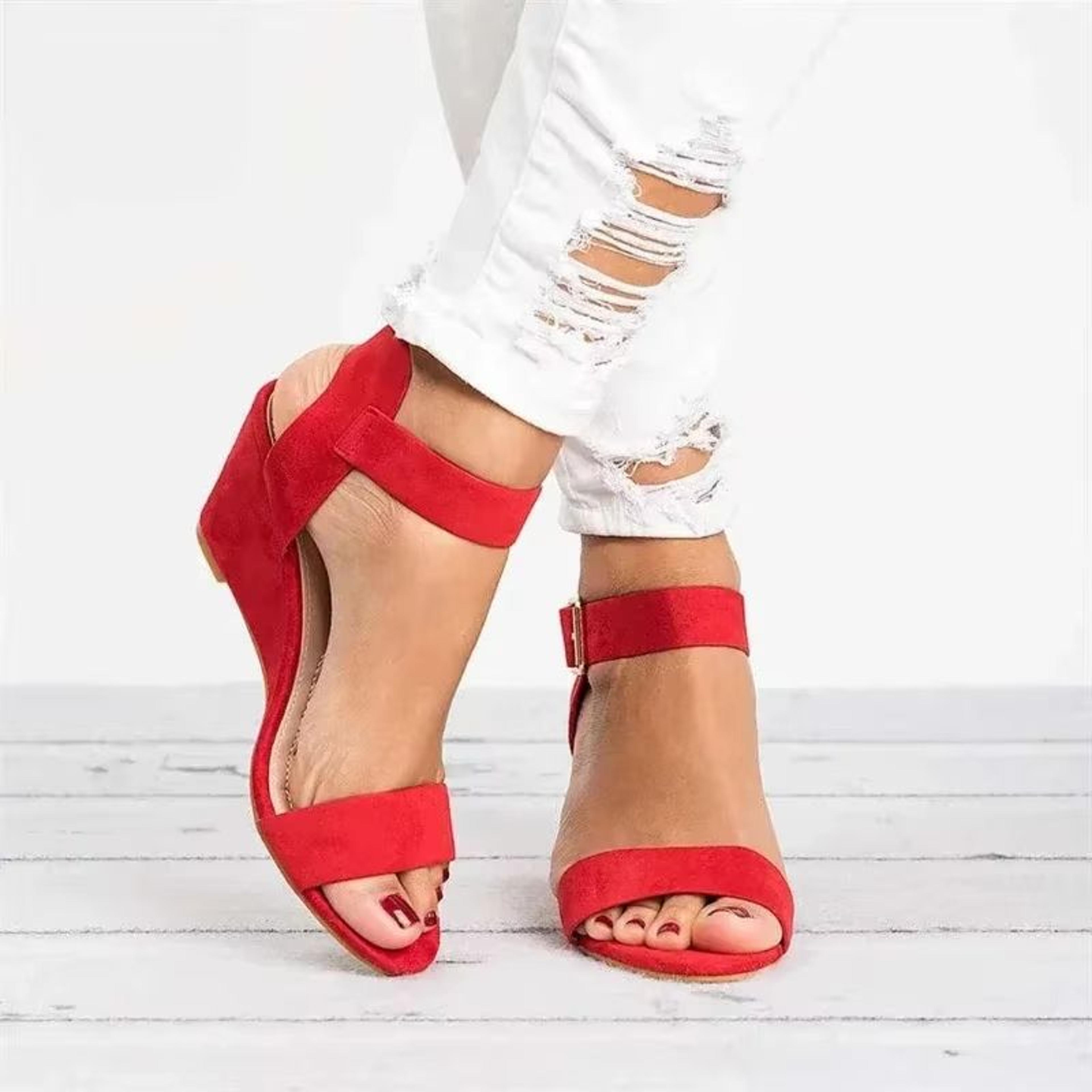 Summer Sandals for Women with Breathable Design 123