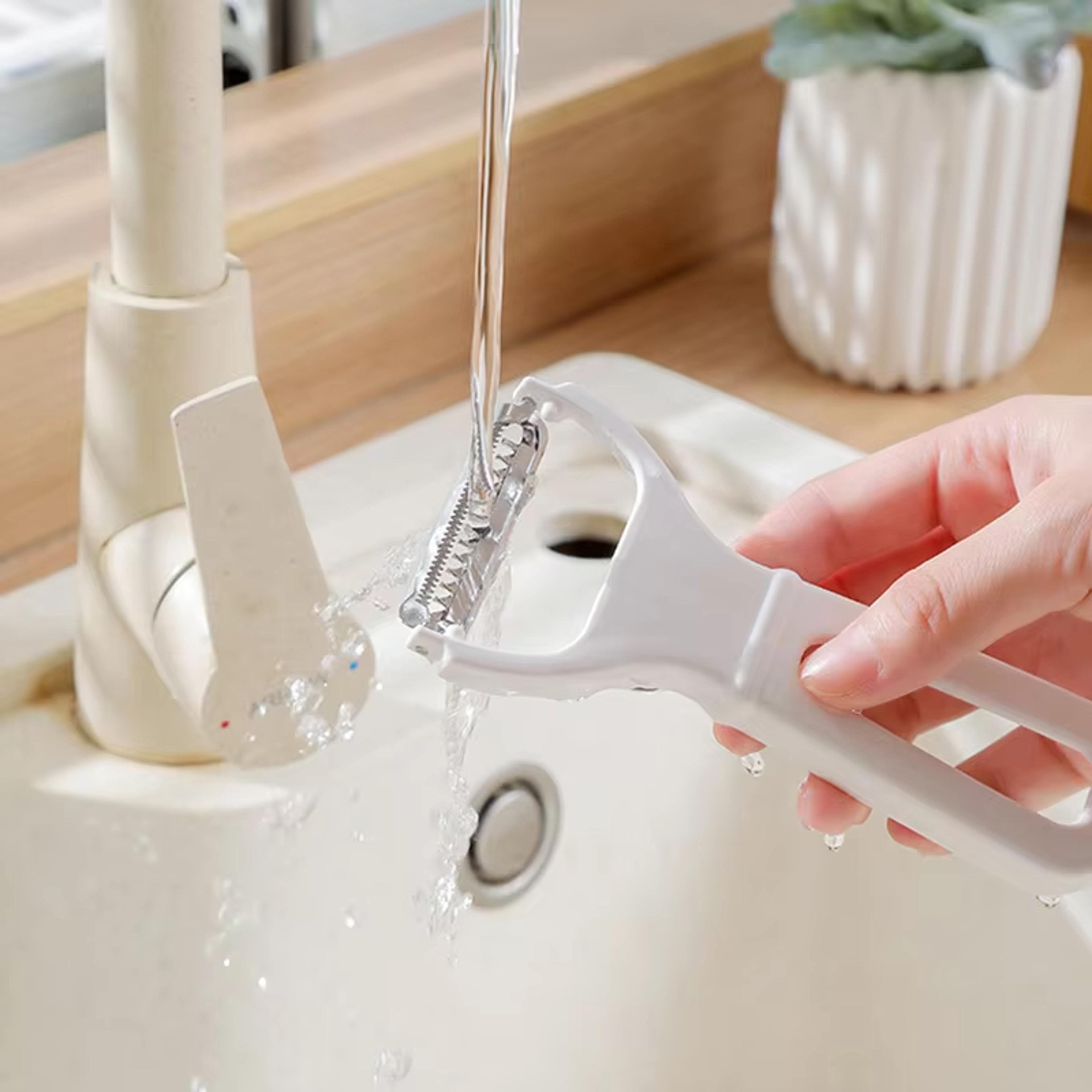 Premium Multi Function Manual Vegetable Grater  Julienne Peeler With Stainless Steel Slicer 3