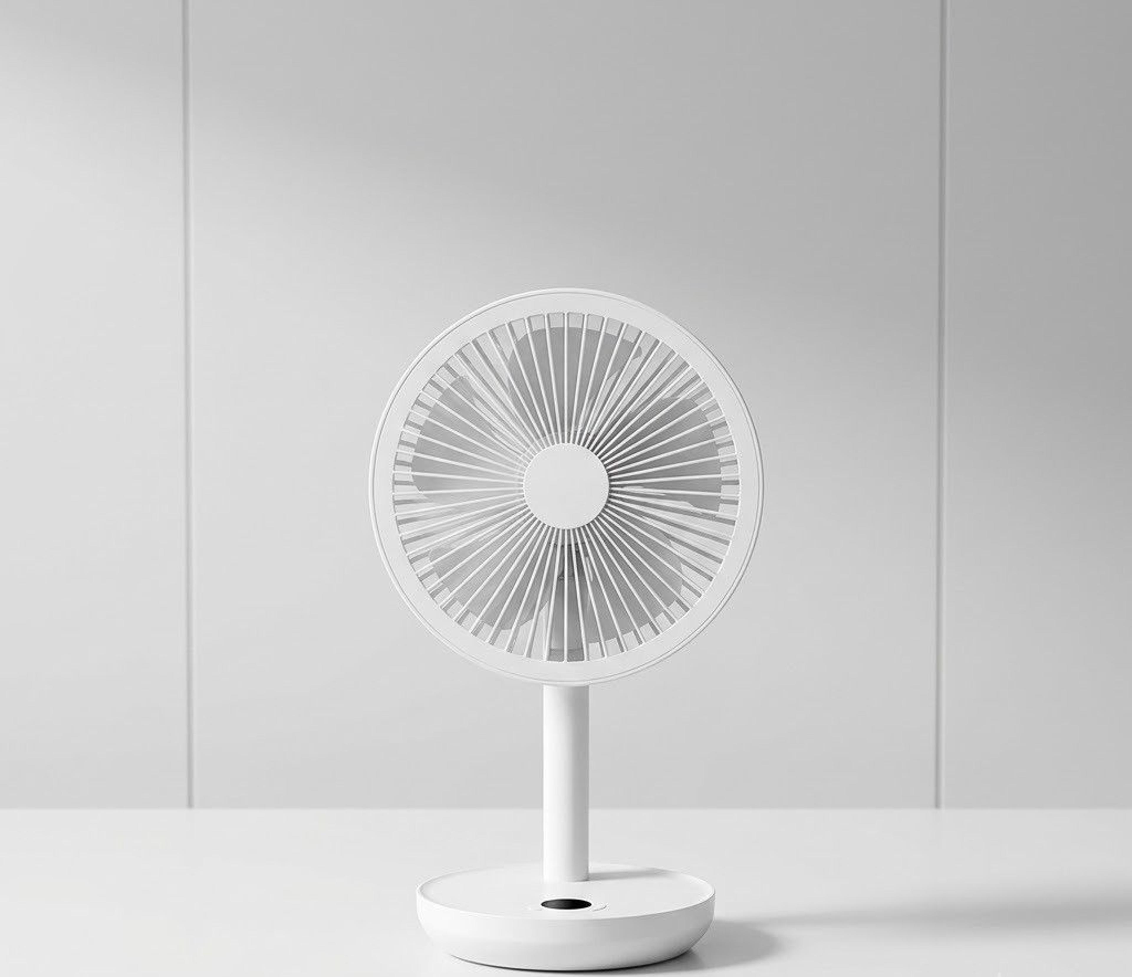 Silent Portable Rechargeable Fan With Oscillation  Timer 0
