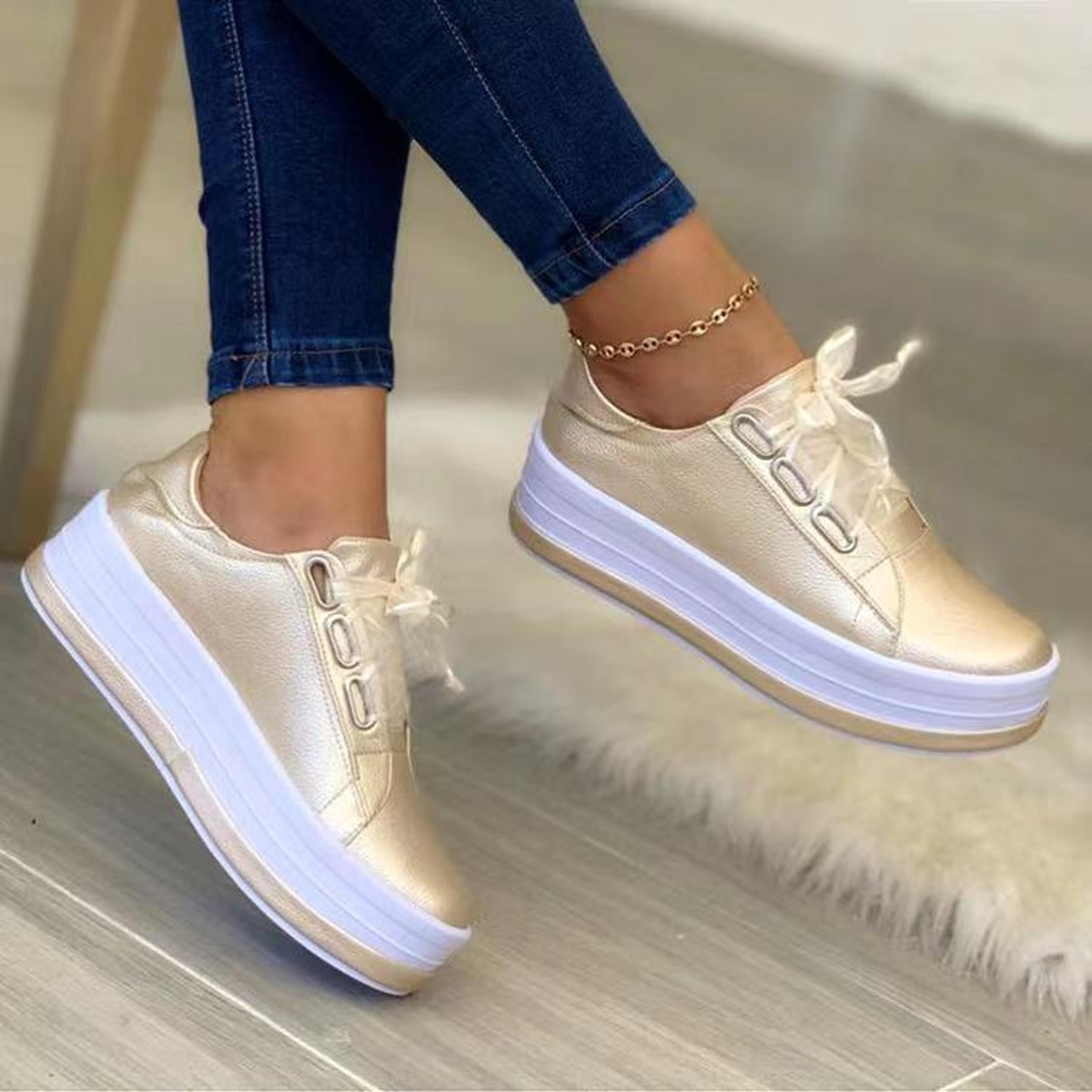 Womens Platform Sneakers With Lace Up Closure And Thick Rubber Soles 9