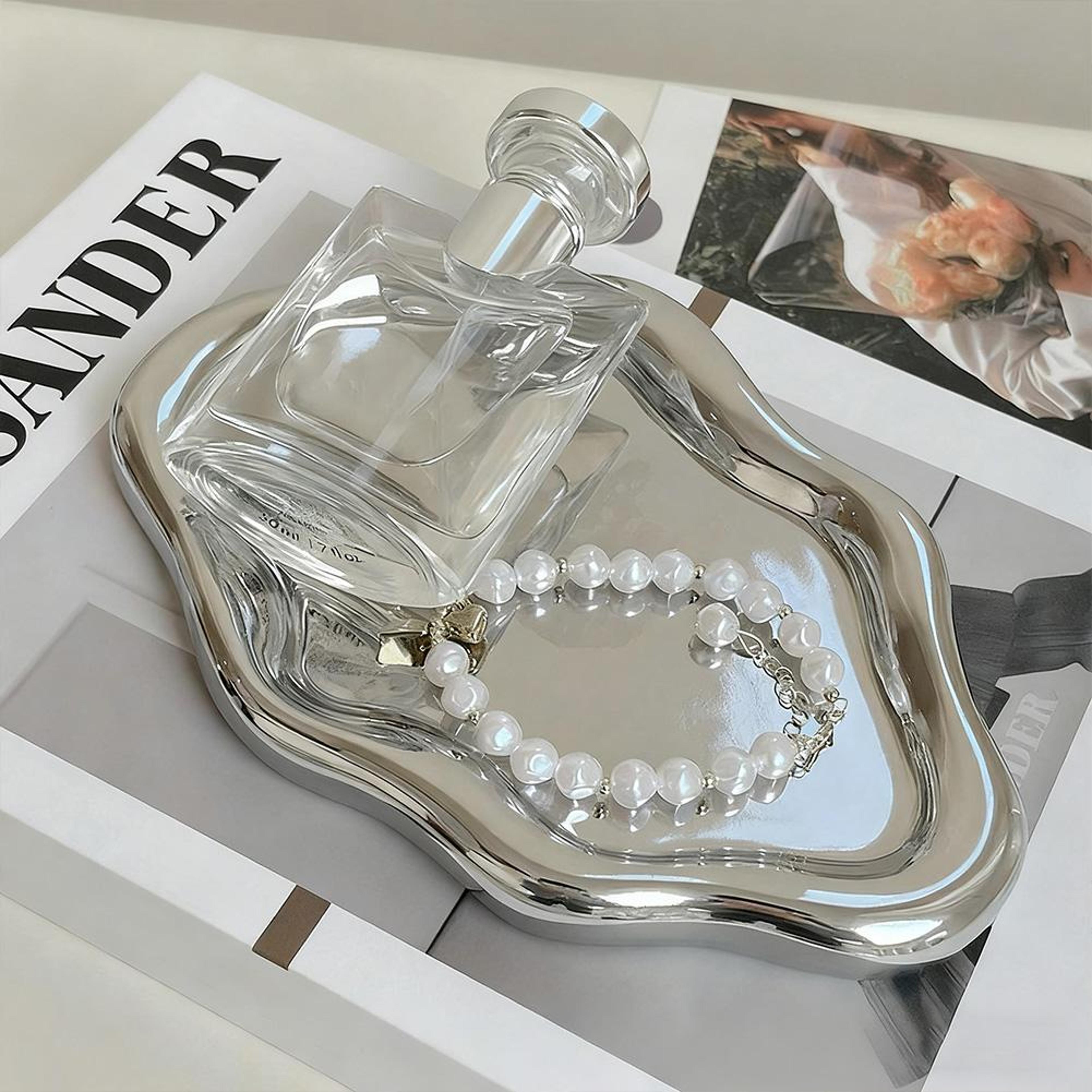 cloud shaped jewelry storage tray with electroplated finish for rings and earrings