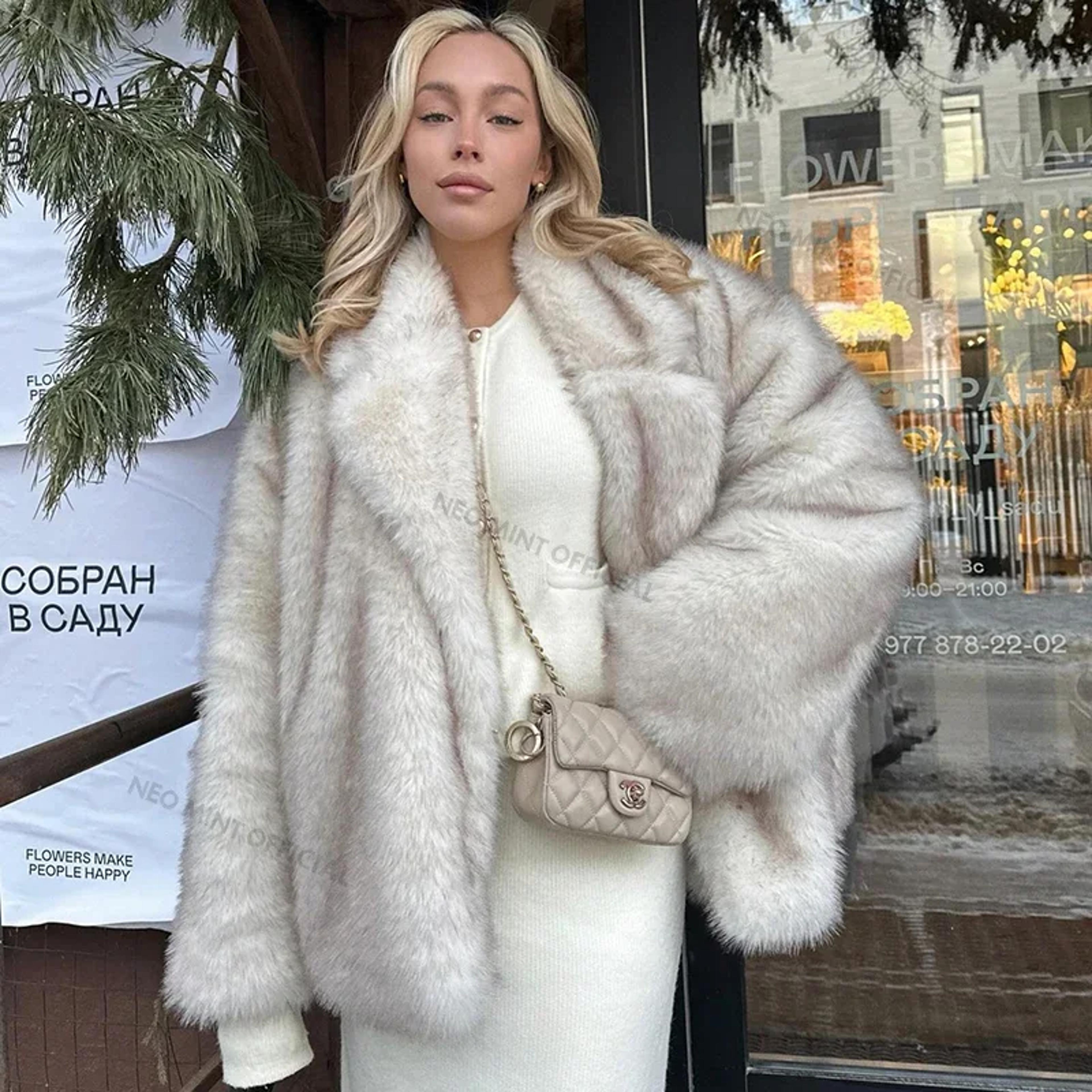 Womens Oversized Gradient Faux Fur Coat With Batwing Sleeves 2