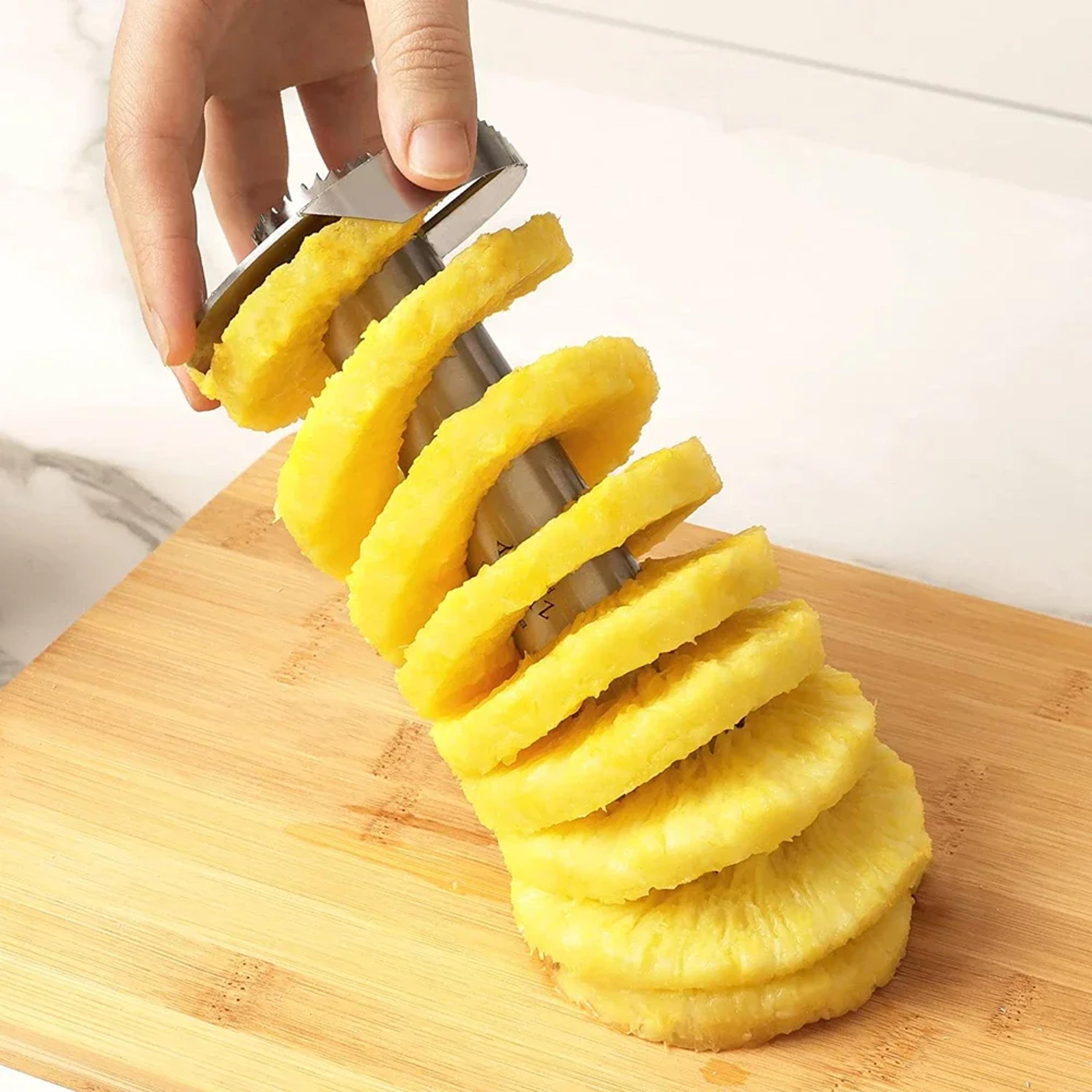 Pineapple Cutter And Slicer Stainless Steel Fruit Peeler With Built In Coring Blade 2