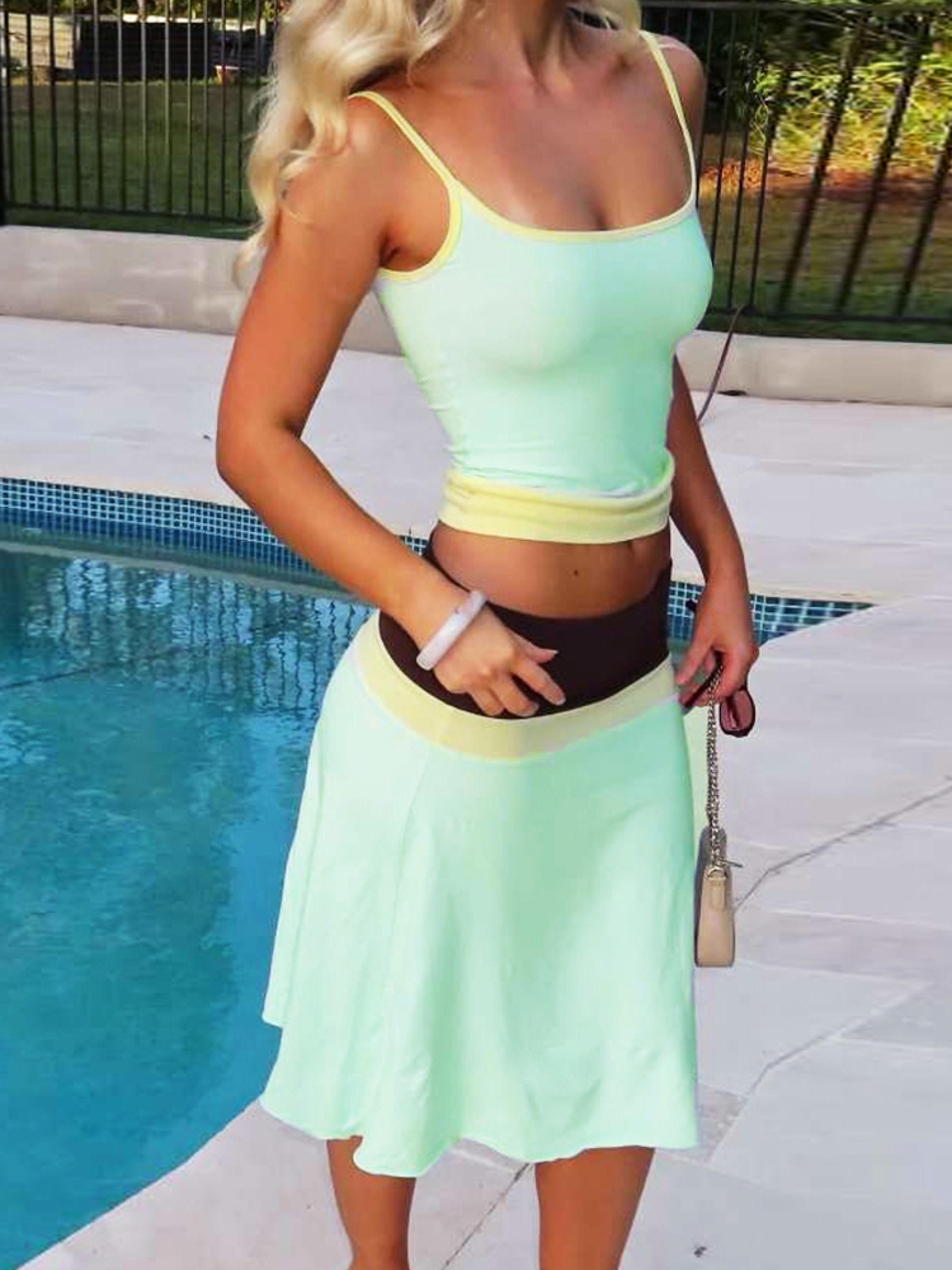 Sisterlinda Style Patchwork Two Piece Skirt Set Low Neck Backless Crop Top And Ruched Mid Skirt Mat 2