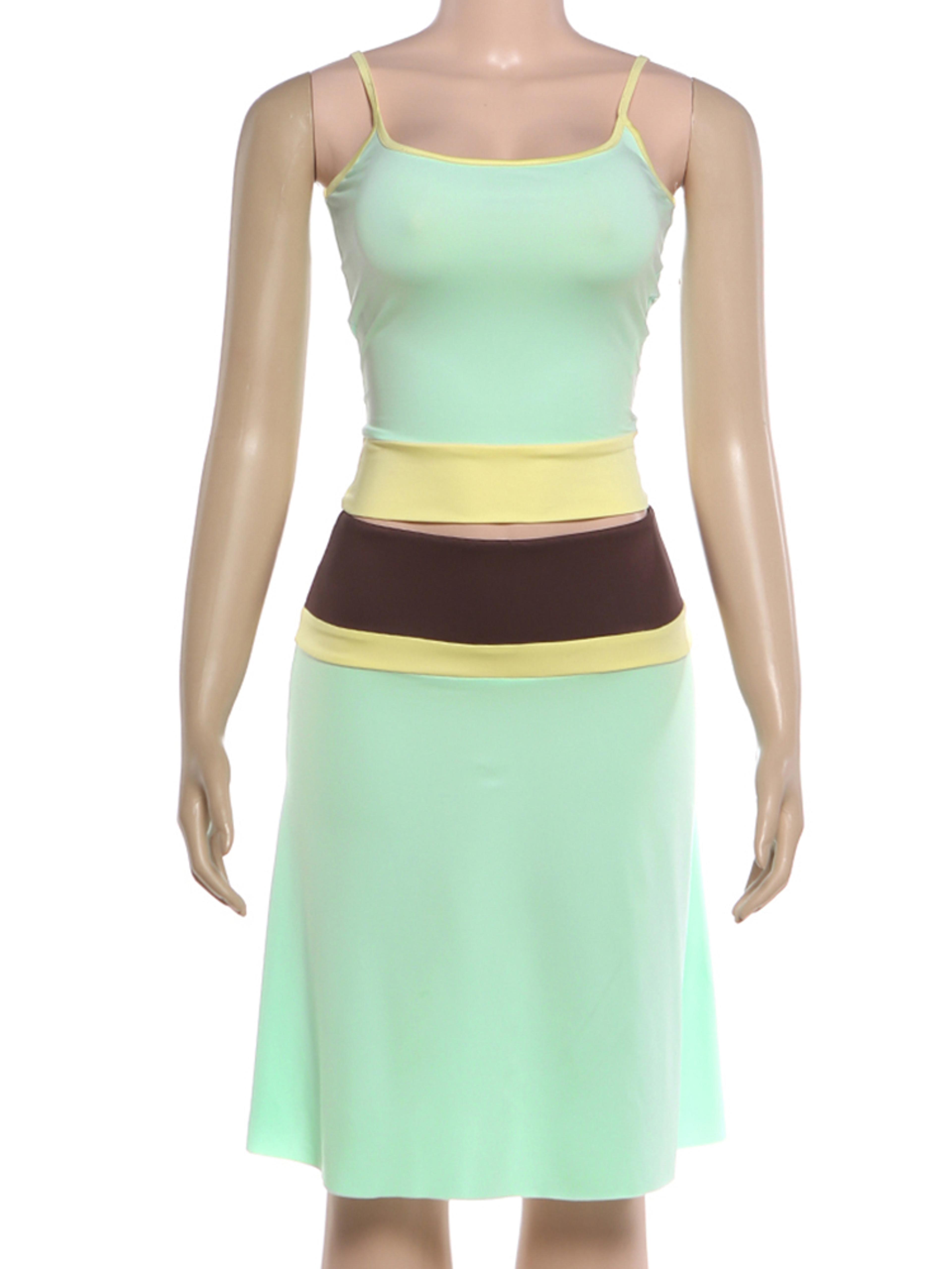 Sisterlinda Style Patchwork Two Piece Skirt Set Low Neck Backless Crop Top And Ruched Mid Skirt Mat 3