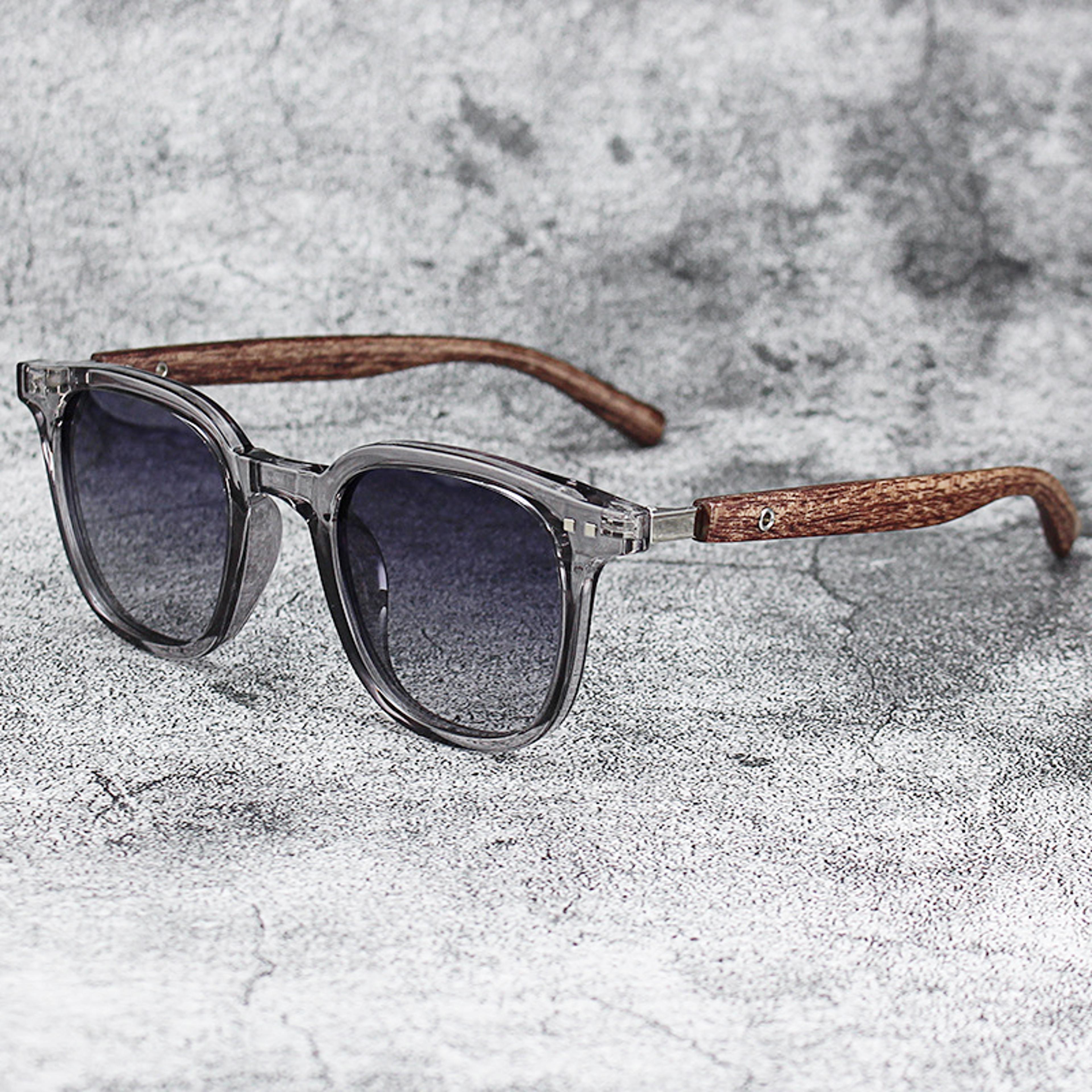 Vintage Wooden Frame Sunglasses Classic Brand Style Polarised Sun Glasses For Men And Women 2