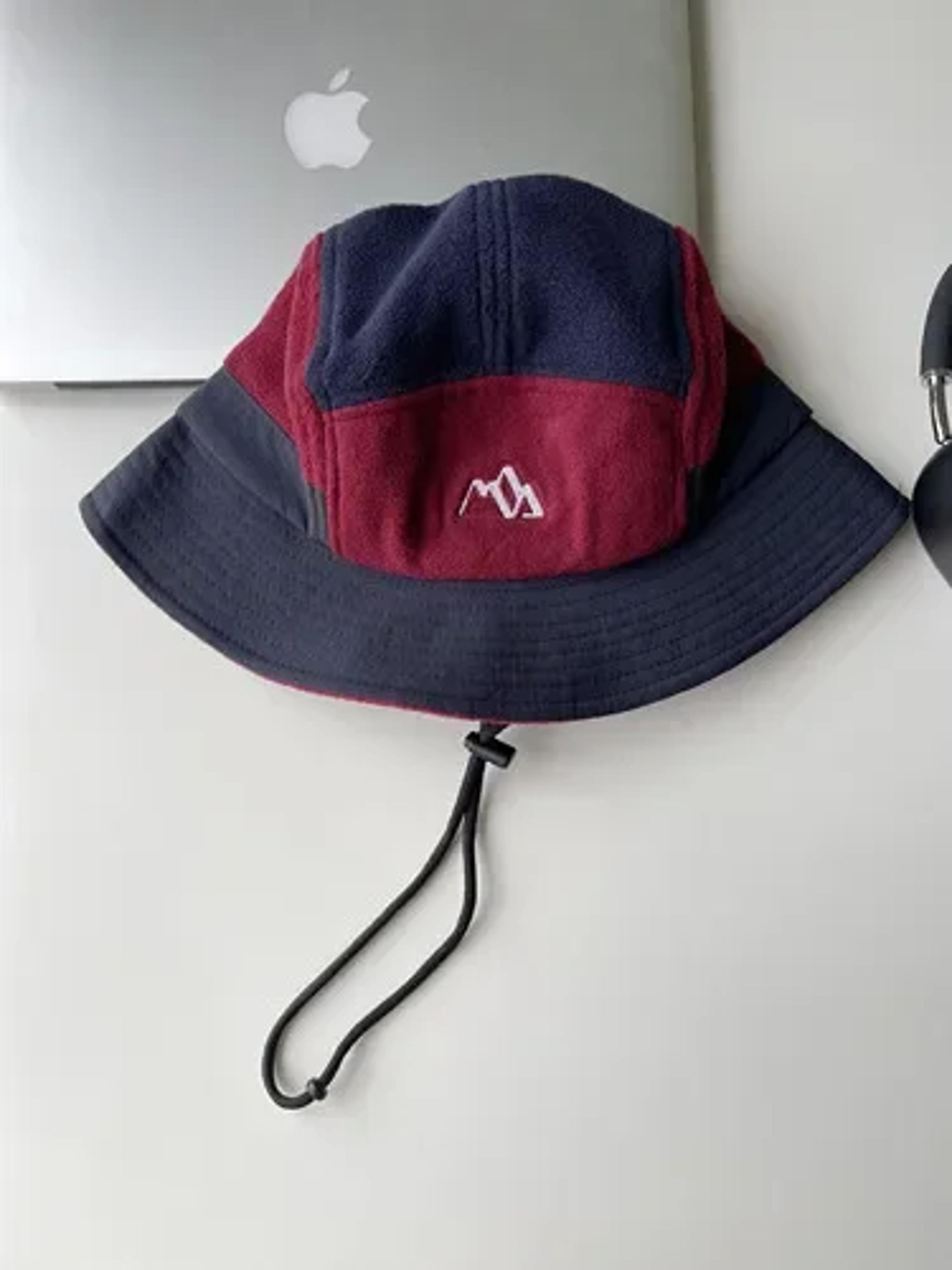 Short Brim Baseball Cap With Color Matching Ear Protection Winter Velvet Aviator Bucket Hat For Men 5