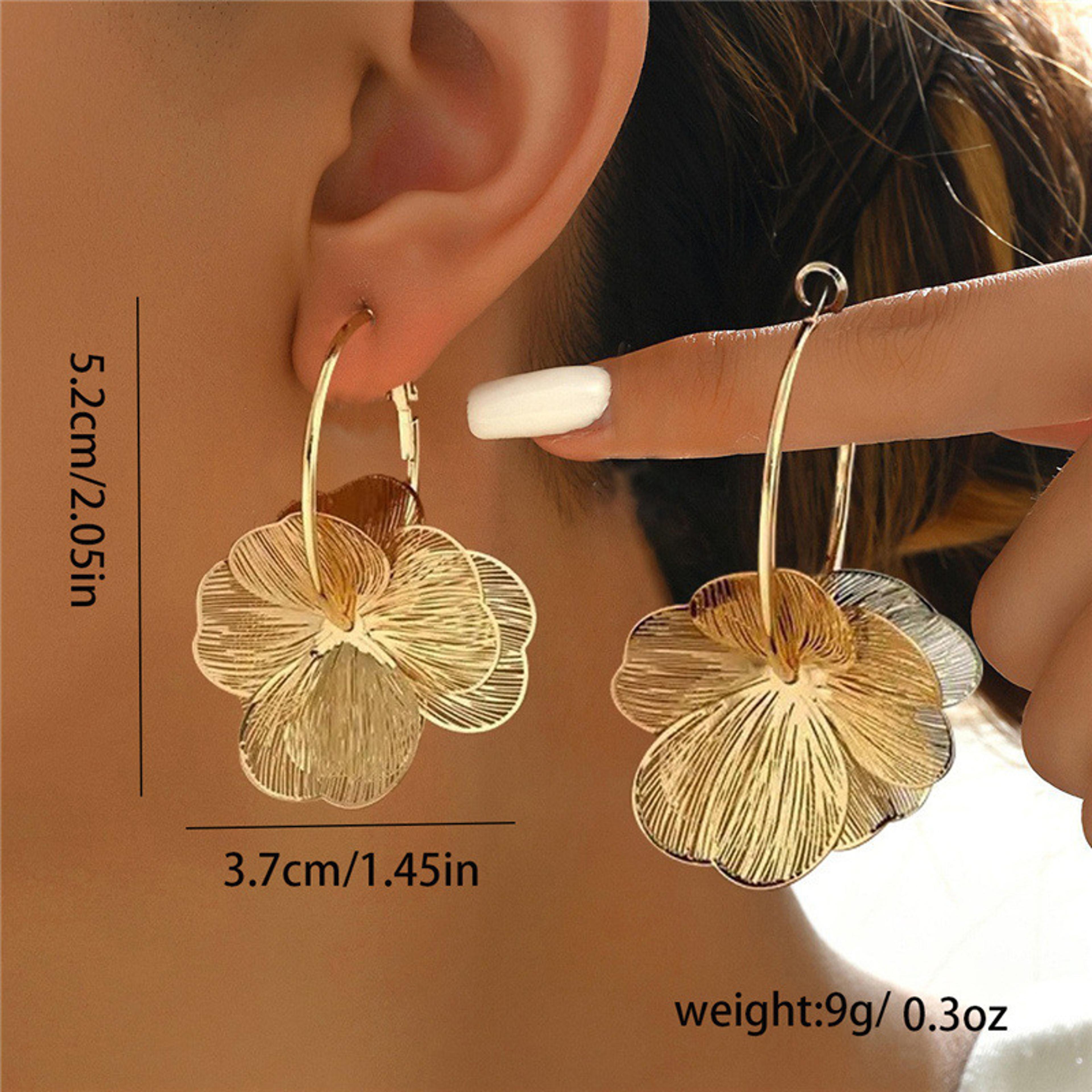 Exquisite Butterfly Flower Pendant Earrings Golden Vintage Earring Fashion Wedding Party Jewellery  1