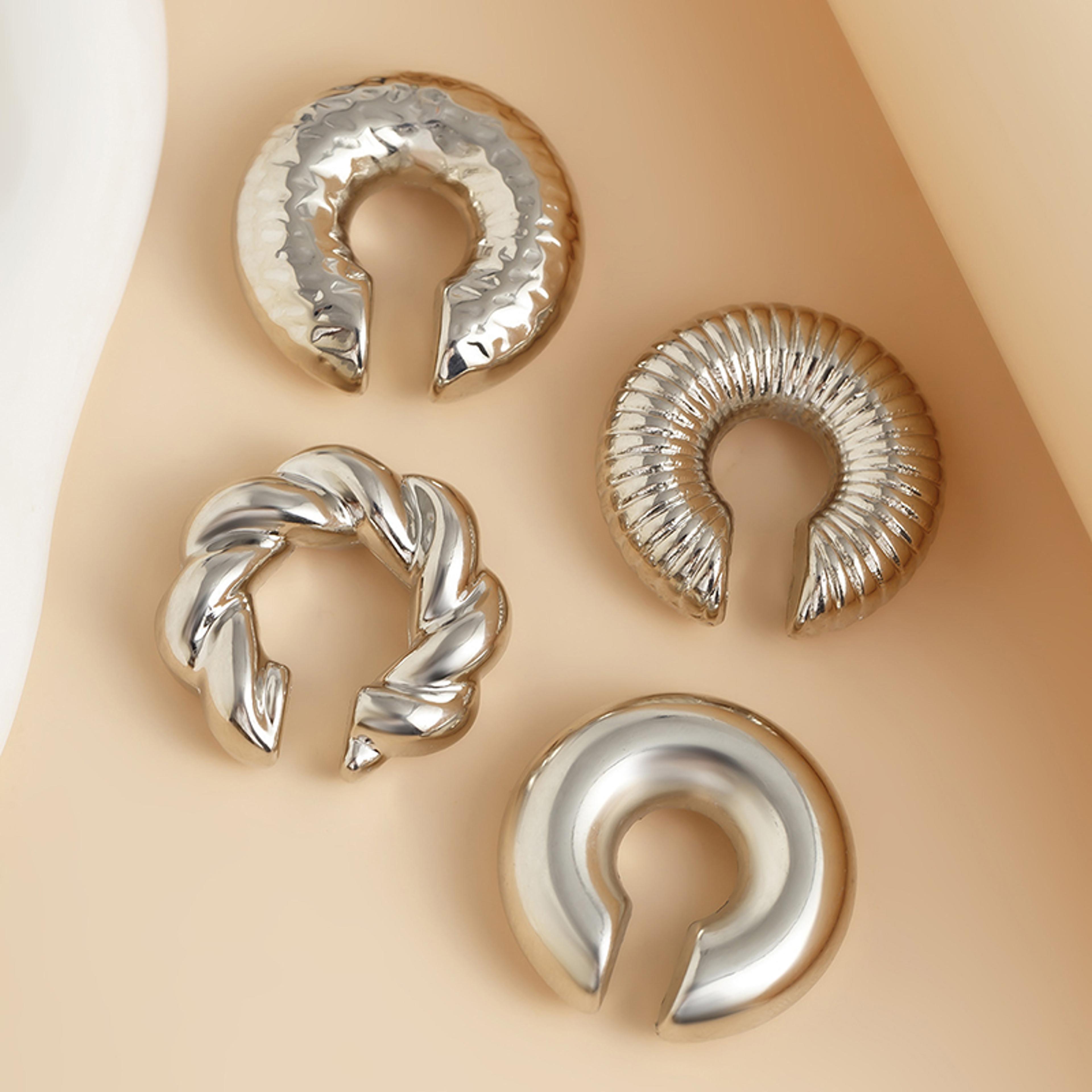 Fashion Shaped Acrylic Ear Clip For Women Simple Gold Silver No Pierced Round Earrings Punk Female  3