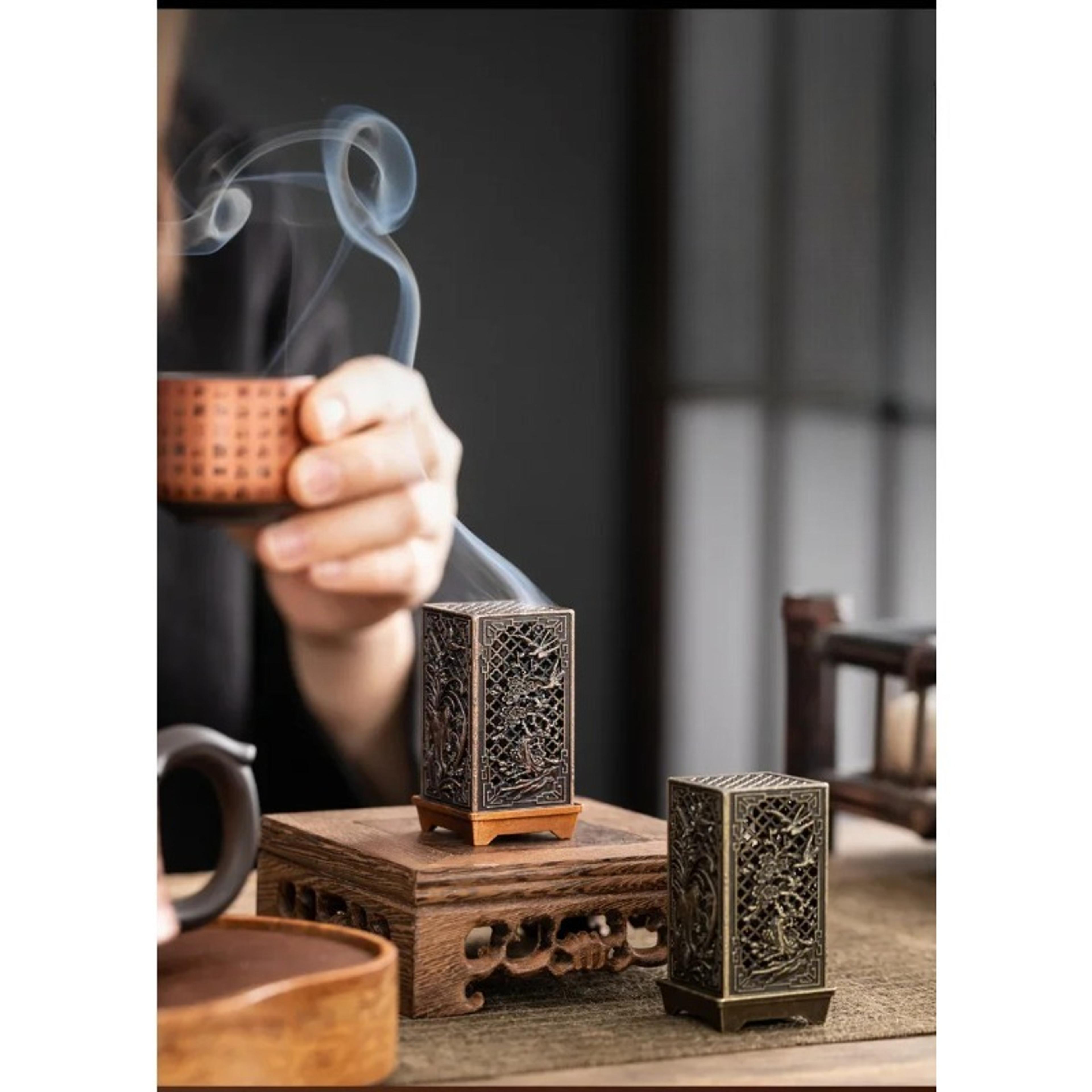 Square Vertical Incense Burner Small Alloy Incense Holder For Indoor Aromatherapy Plum Home Ornamen 3