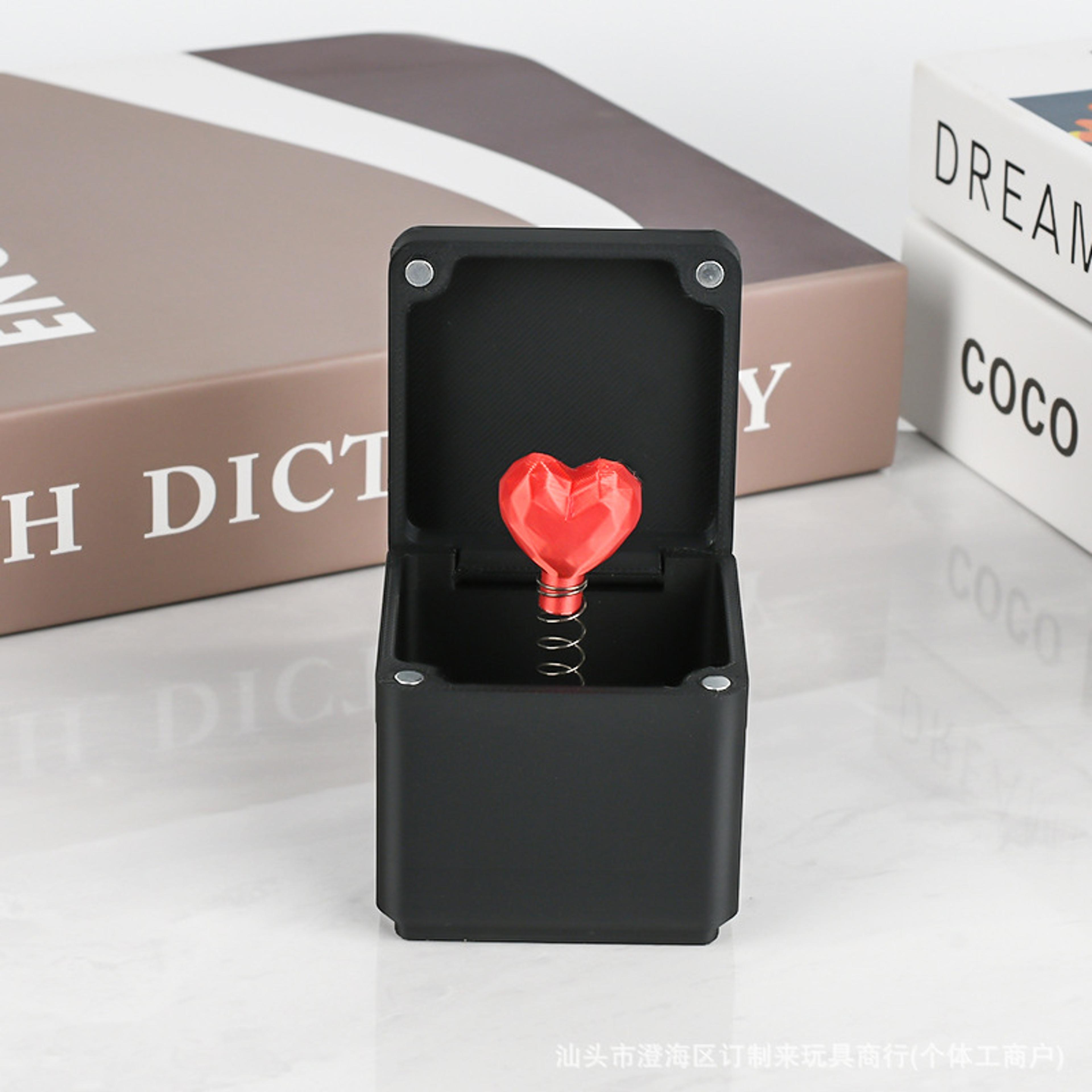 Interesting Prank Gift Middle Finger In Box Funny Creative Gifts Office Desk Decoration Home Decora 7
