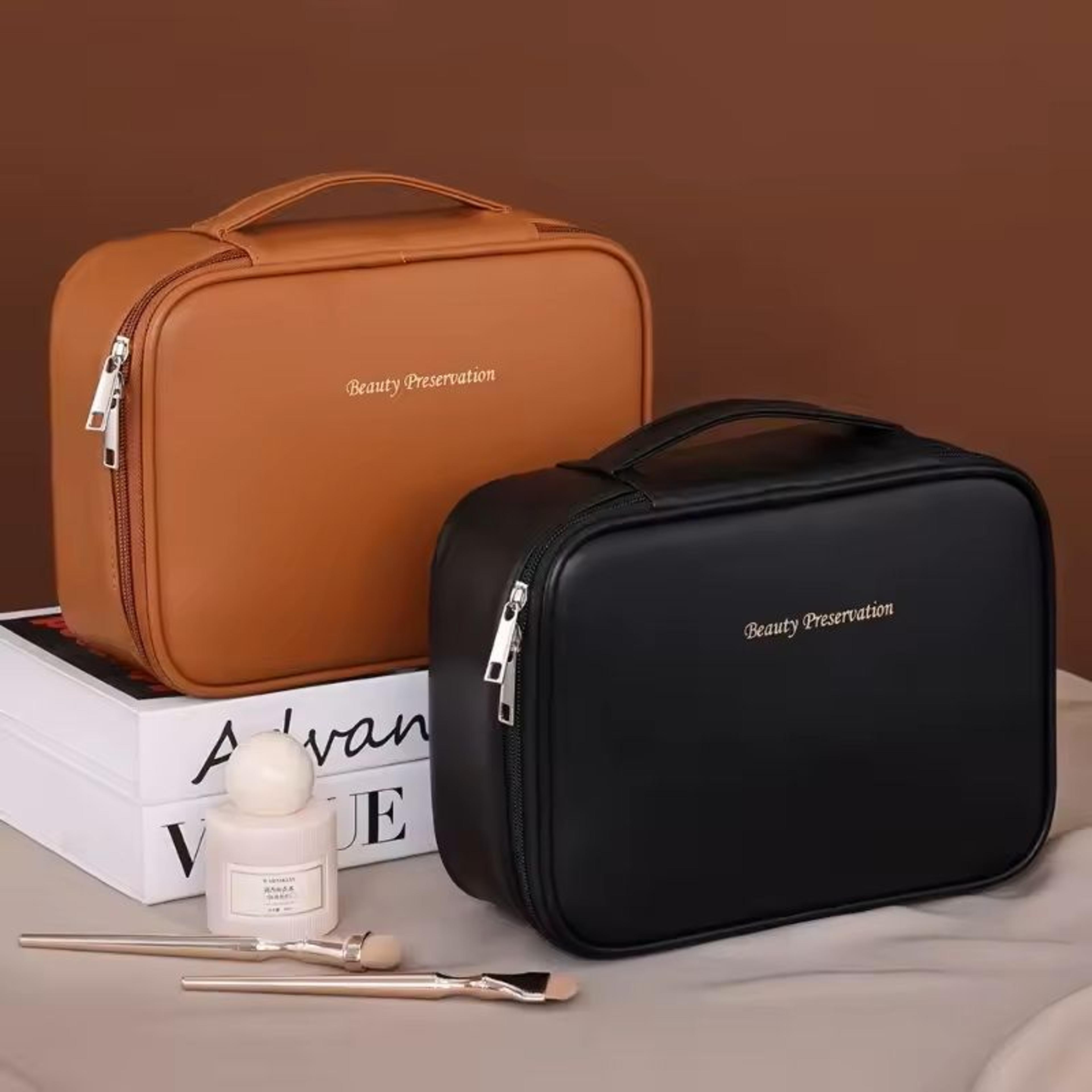 Large Capacity Travel Makeup Bag For Women Portable Toiletry Organizer Pouch 3