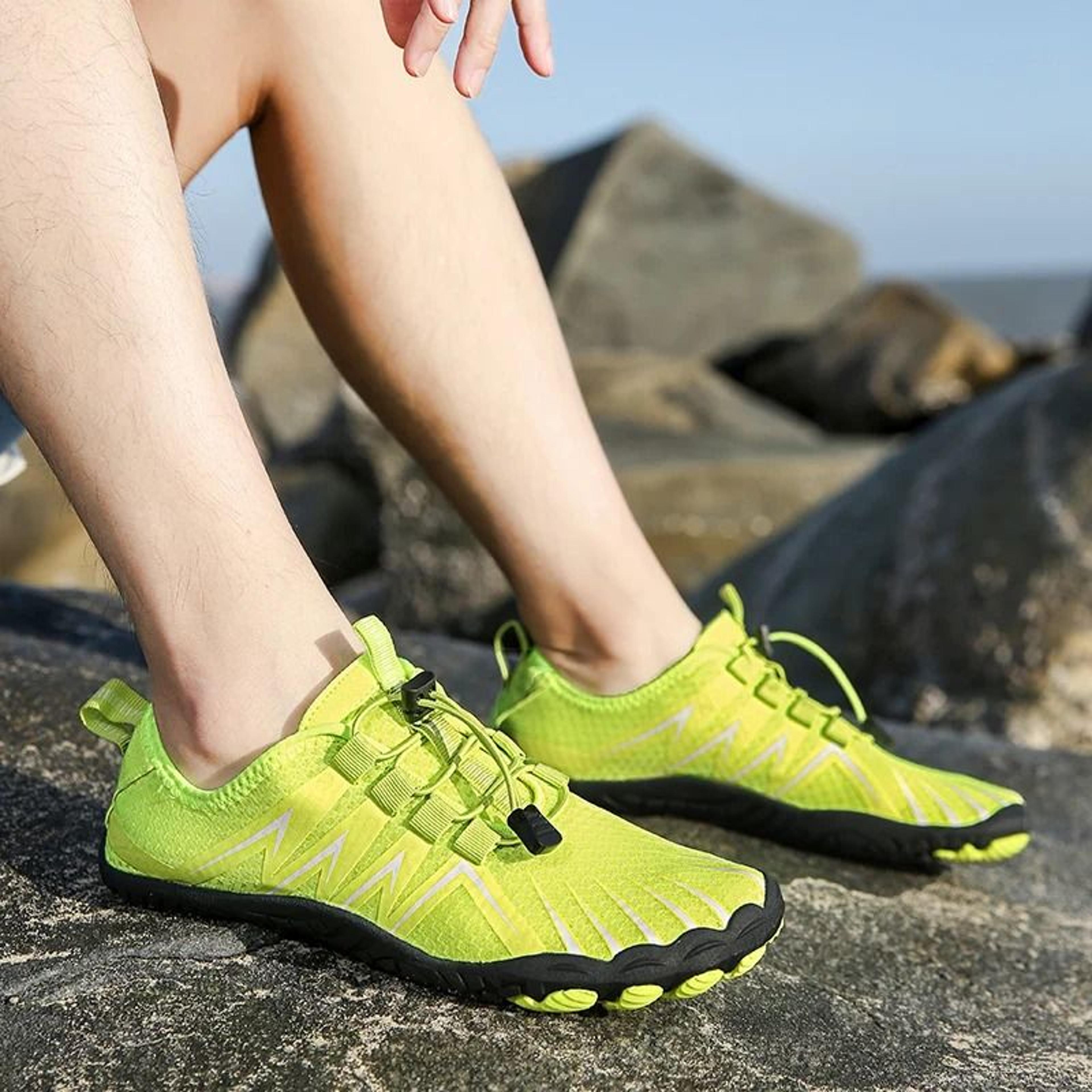 Quick Dry Five Finger Water Shoes Aqua Sneakers For Men And Women 1