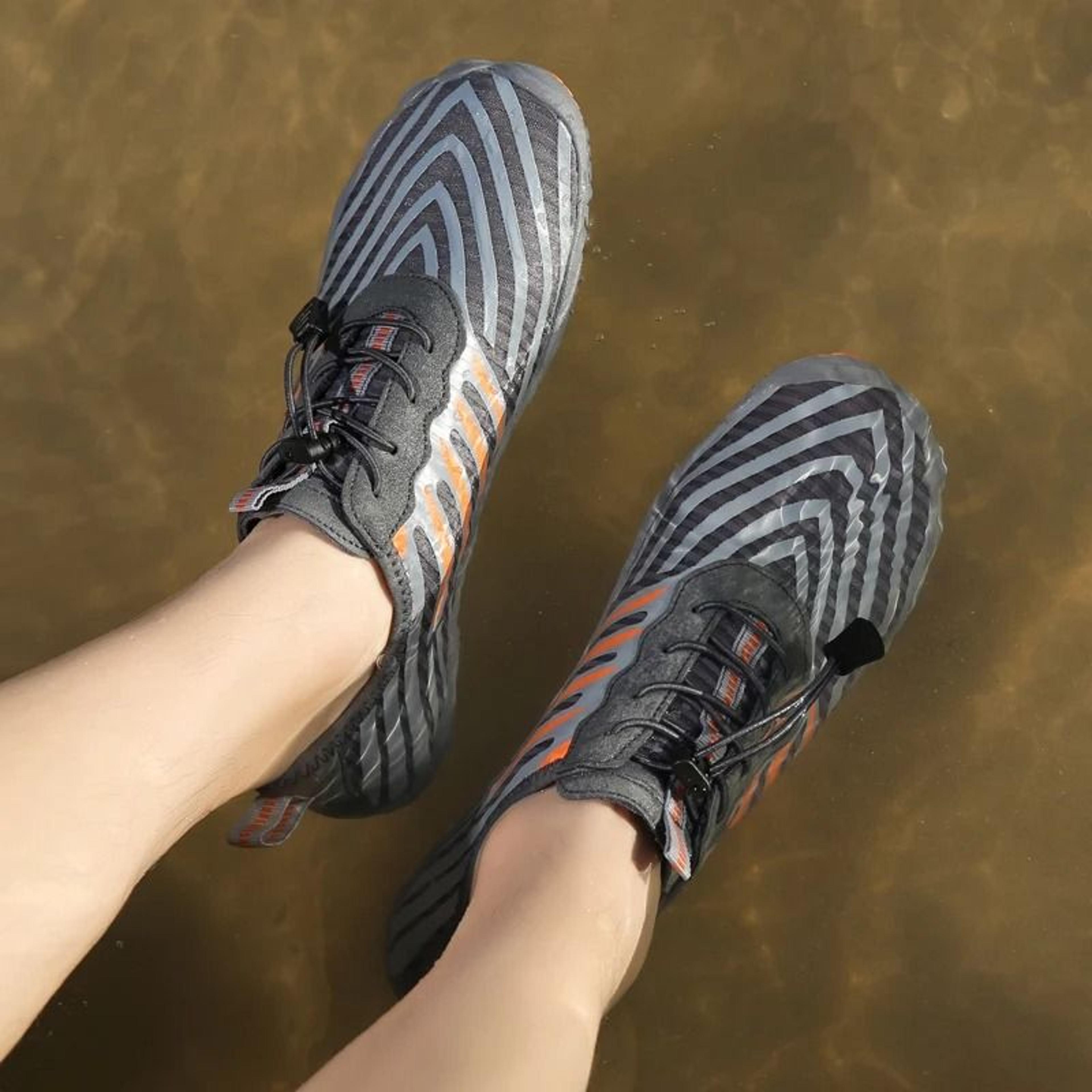Quick Dry Five Finger Water Shoes Aqua Sneakers For Men And Women 3