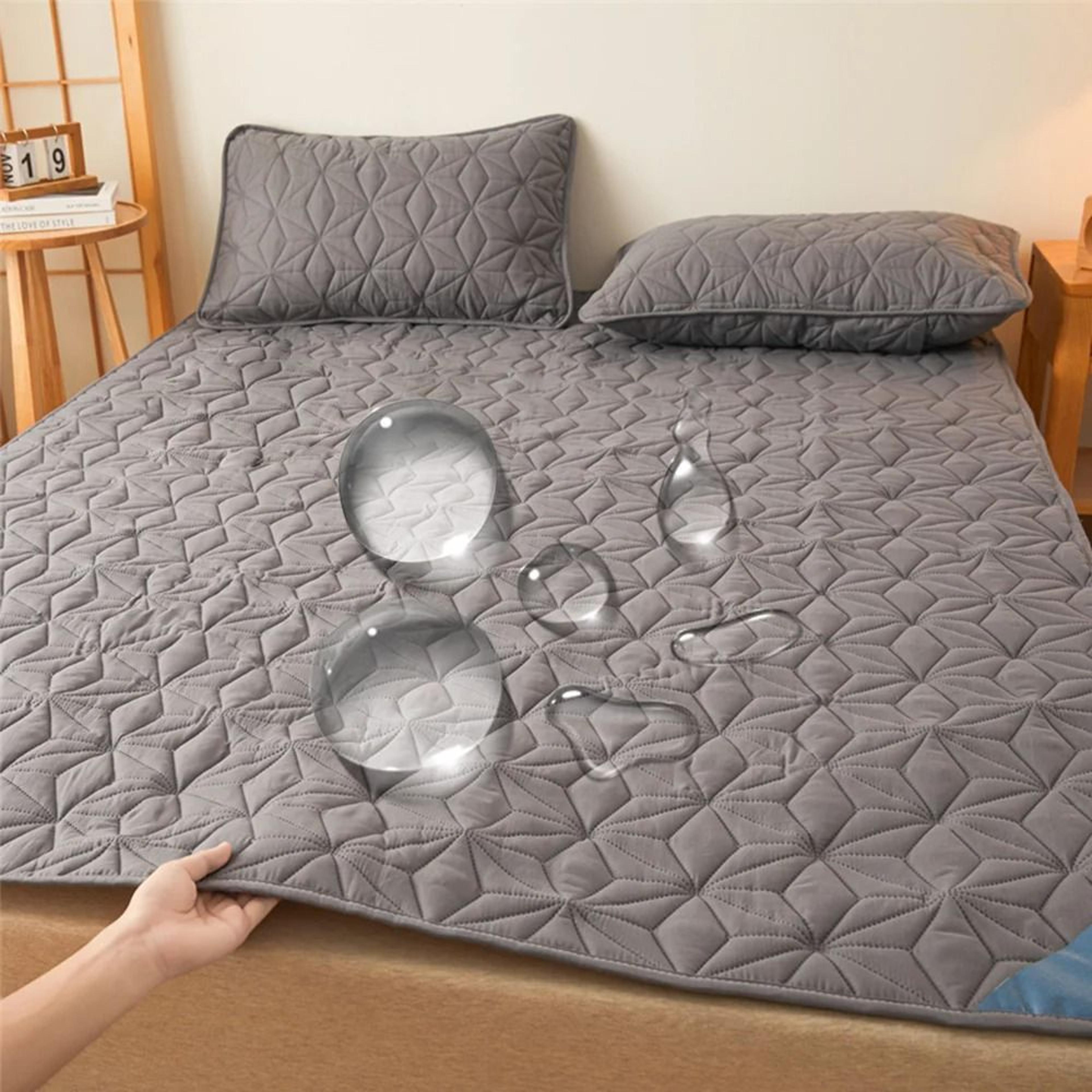 Waterproof Quilted Mattress Topper With Elastic Band Bed Protector Pad 0