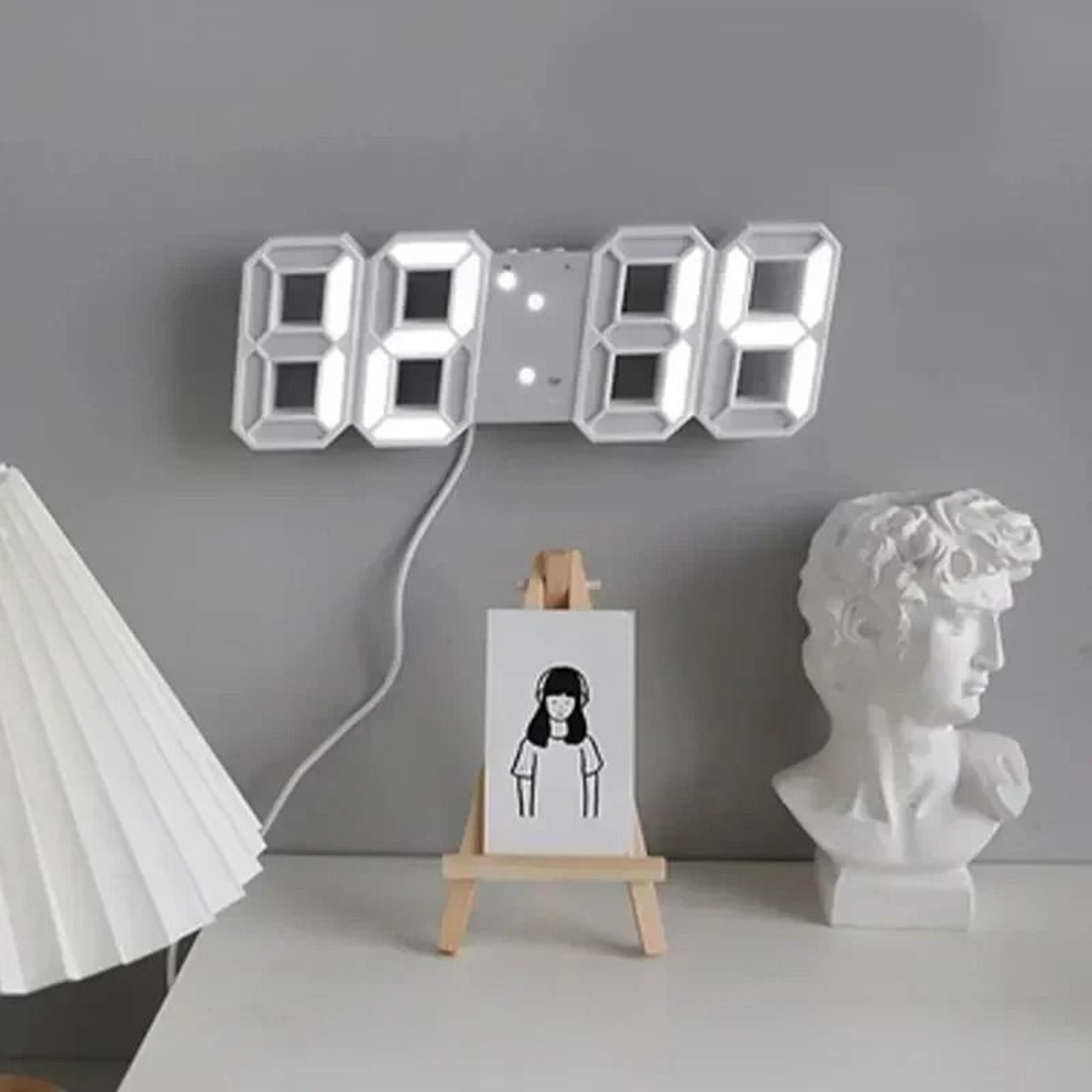 3D LED Digital Alarm Clock With Date And Temperature Display 5