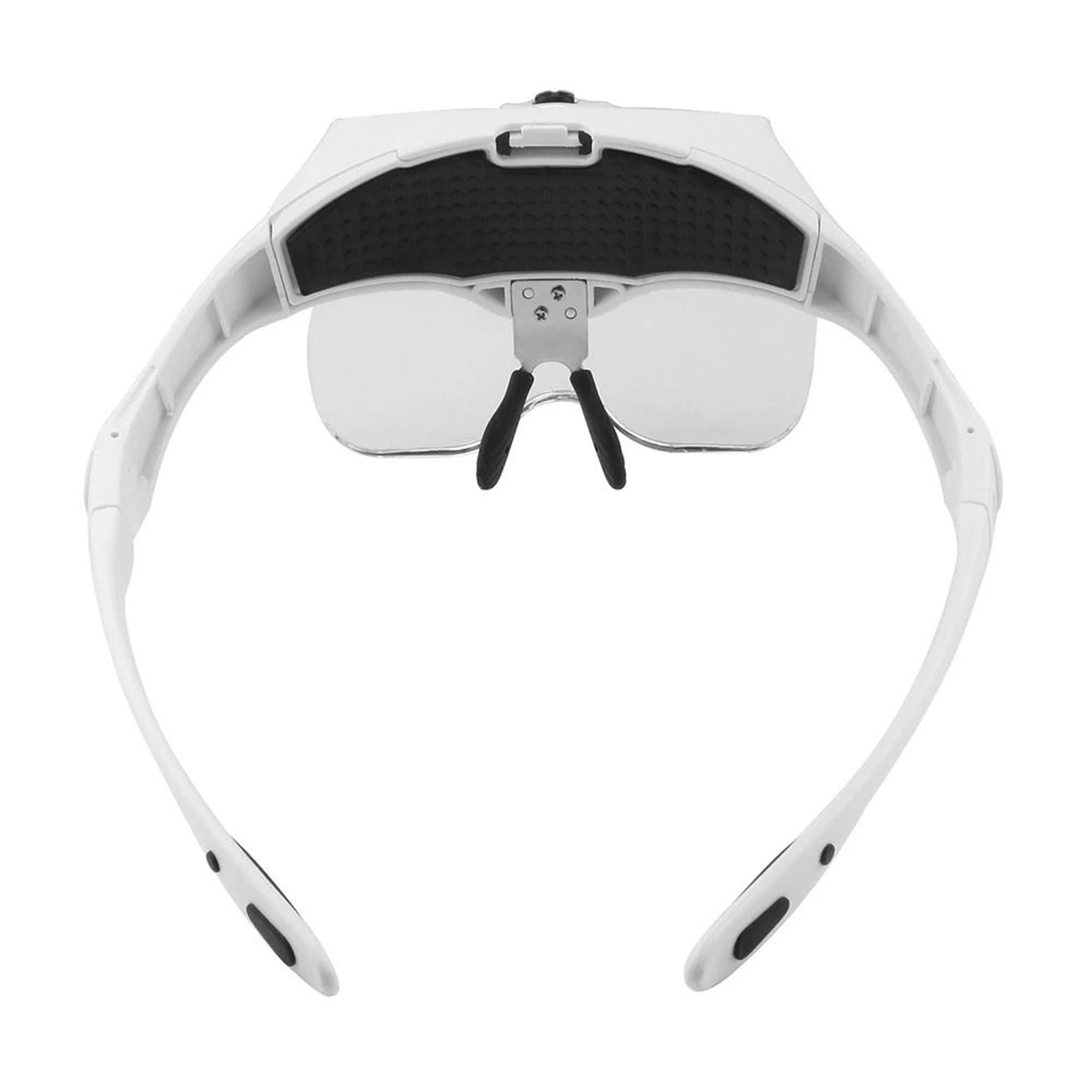 Illuminated Magnifying Glasses With Adjustable Headband And LED Lights 4