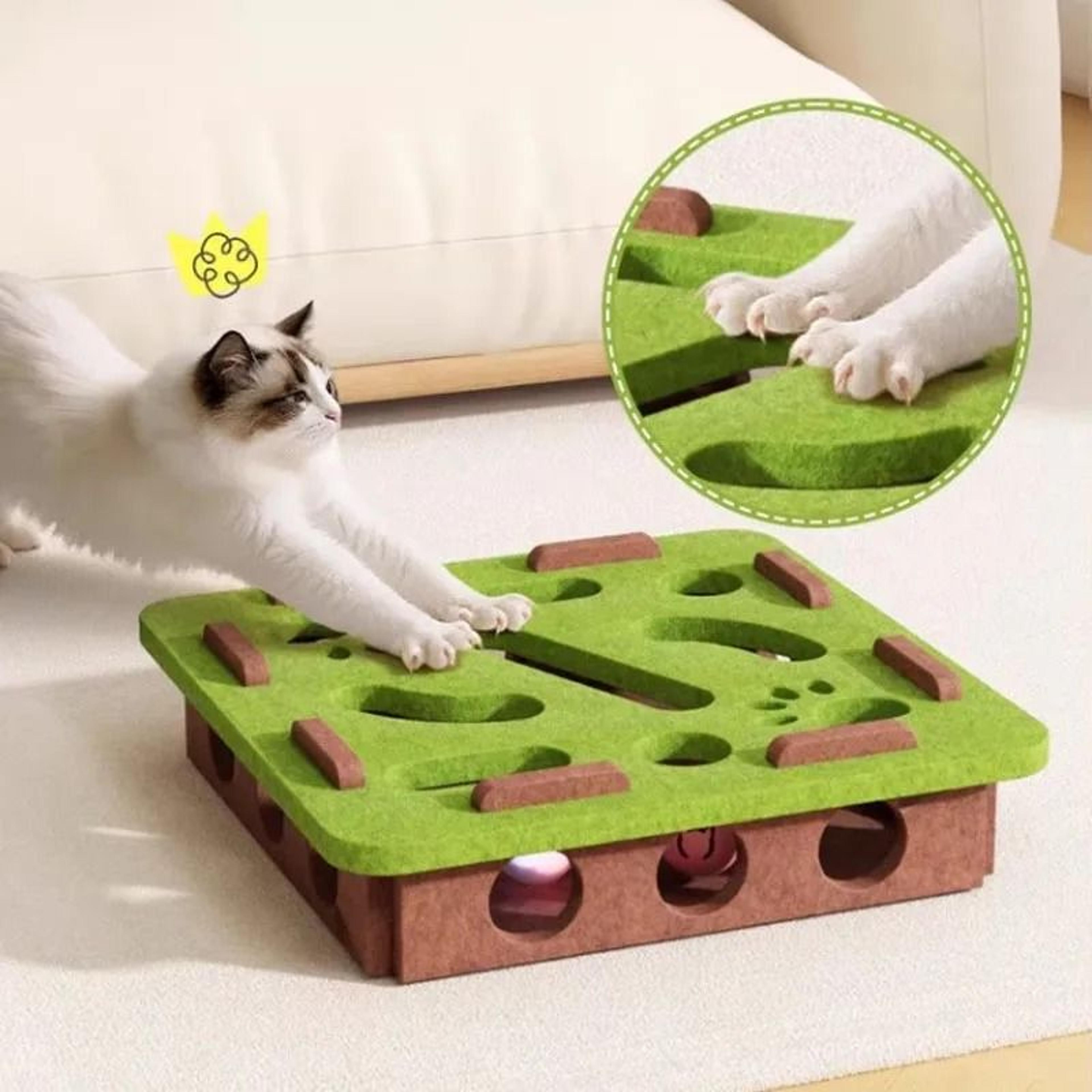 Sisal Cat Scratching Post For Indoor Cats With Interactive Toy 2