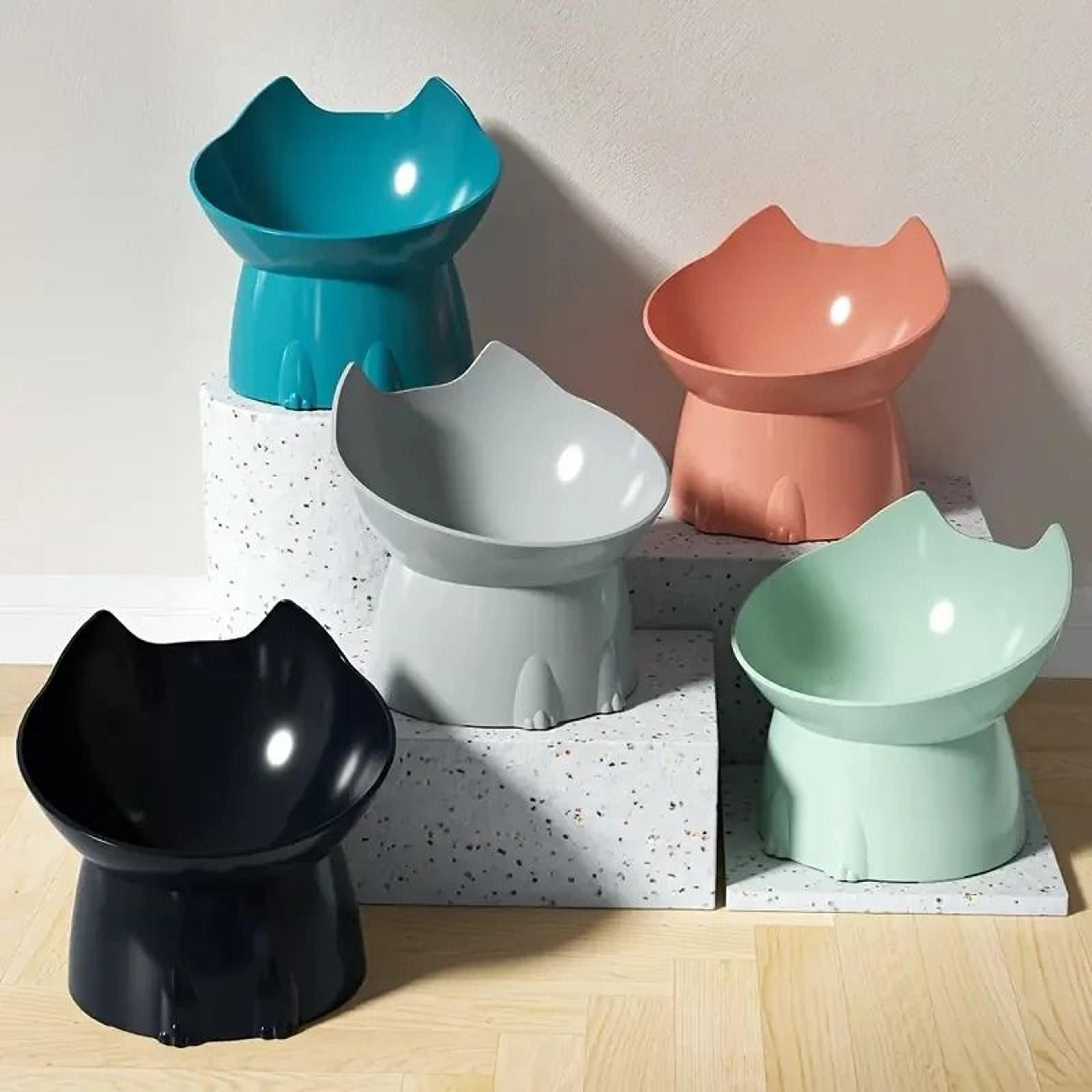 Elevated Cat Feeding Bowl With Tilted Design 0