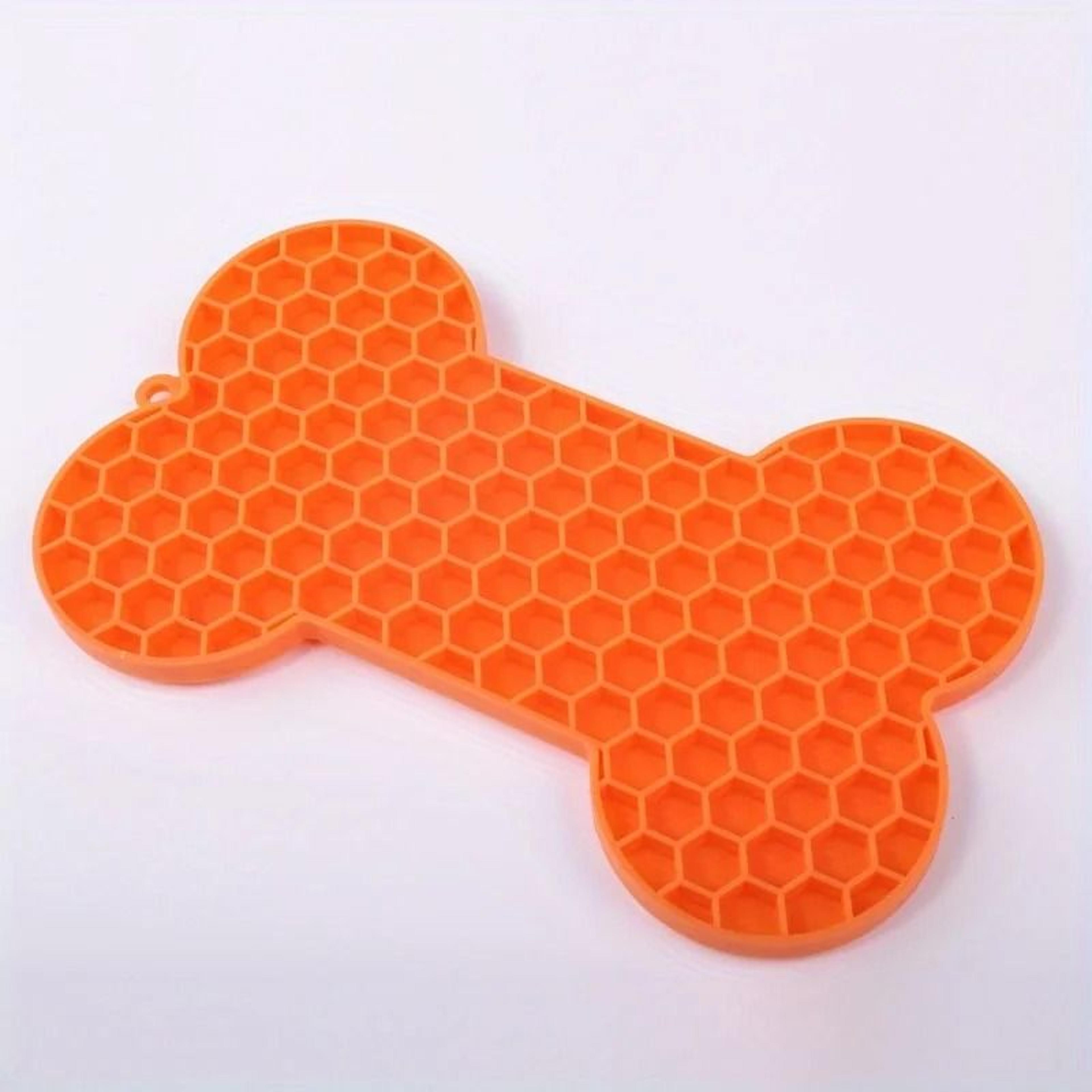 Dog Slow Feeder Licking Pad With Suction Base 10